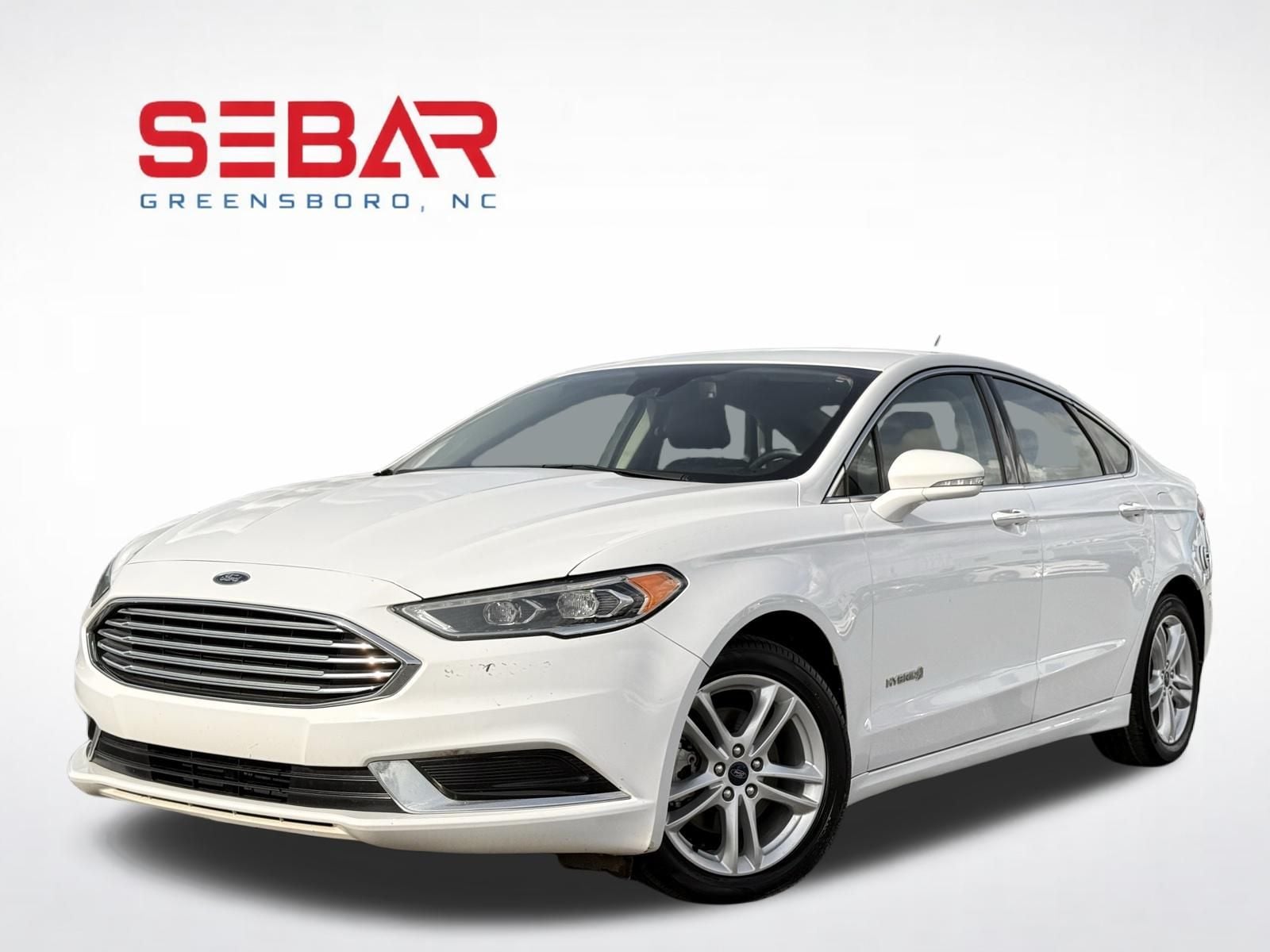 2018 Ford Fusion SE's photo