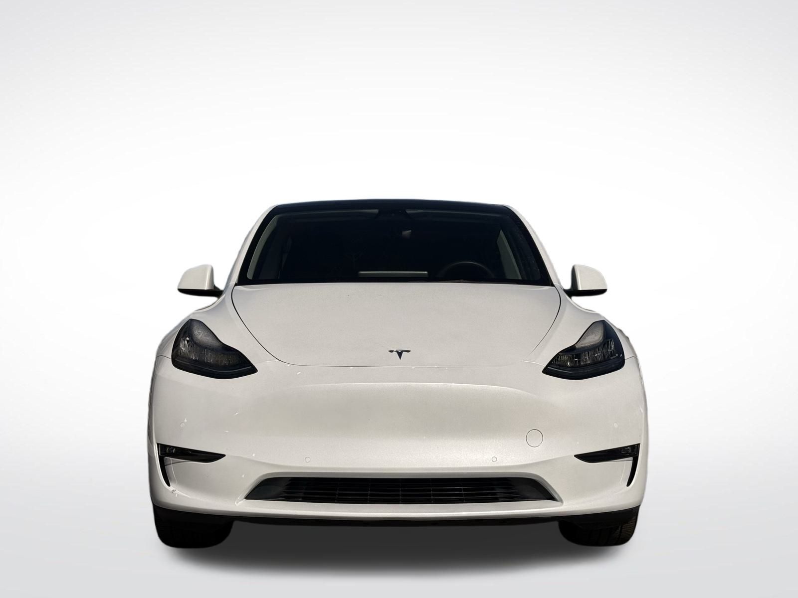 2022 Tesla Model Y Long Range photo 2