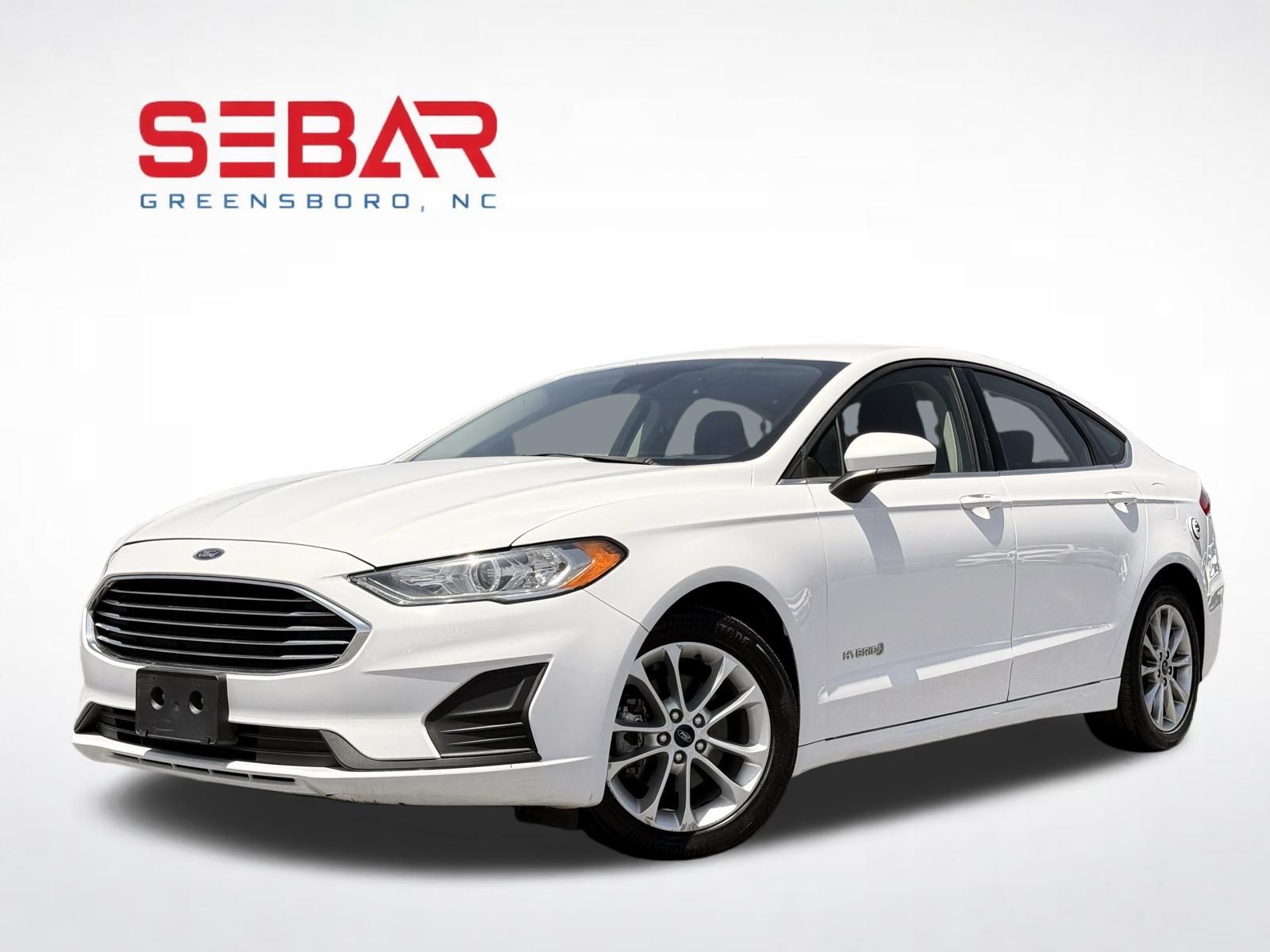 2019 Ford Fusion SE's photo
