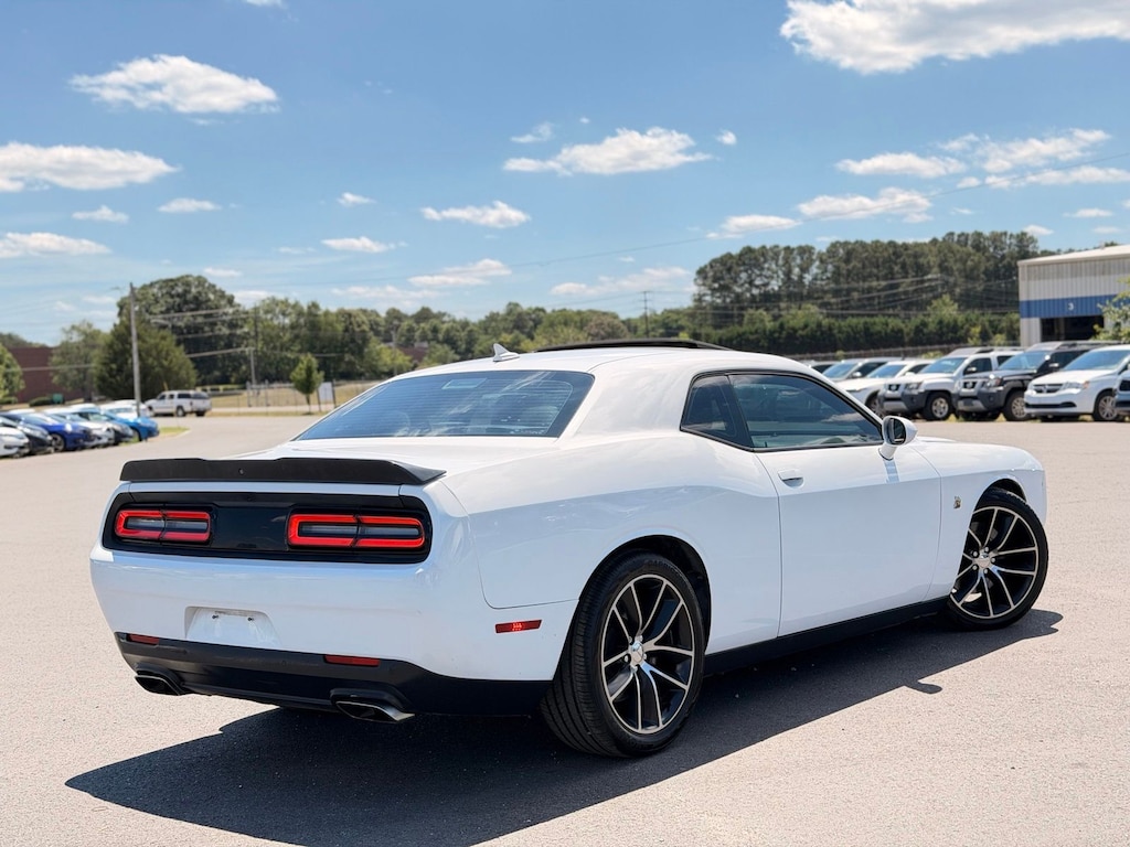 Used 2016 Dodge Challenger 392 Hemi Scat Pack Shaker Coupe