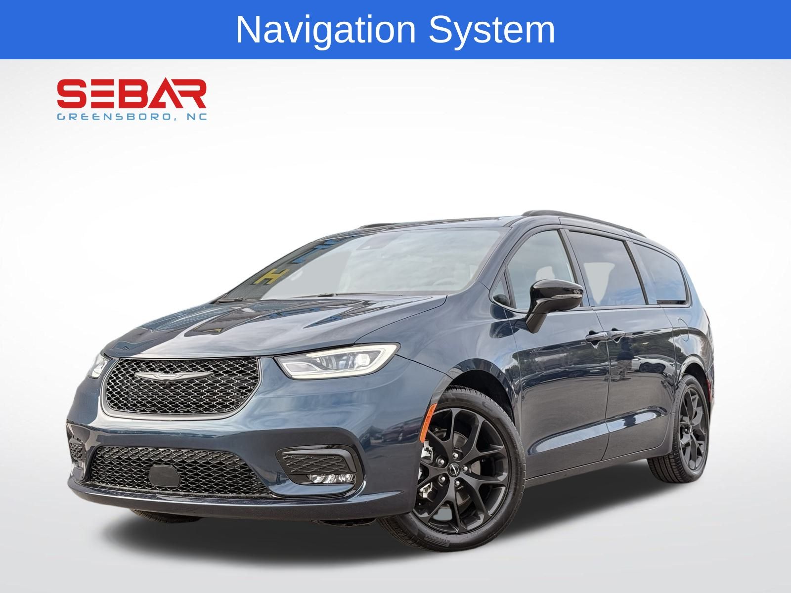 2025 Chrysler Pacifica Limited's photo