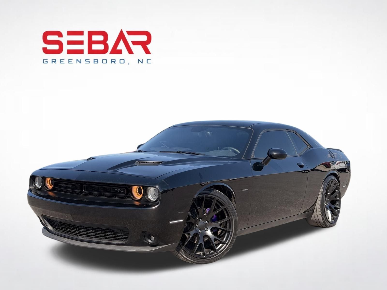 2016 Dodge Challenger R/T Plus's photo