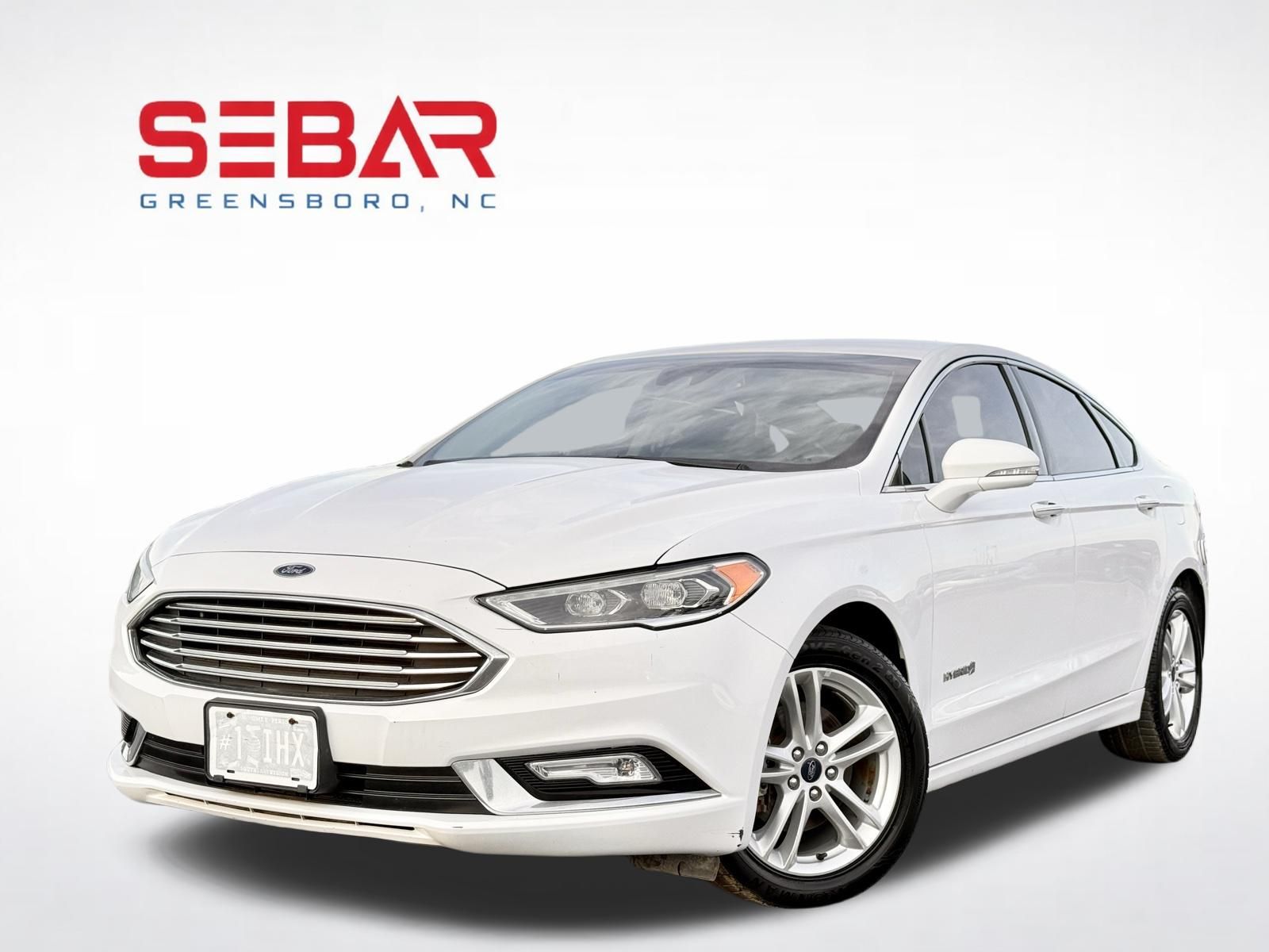 2018 Ford Fusion SE's photo