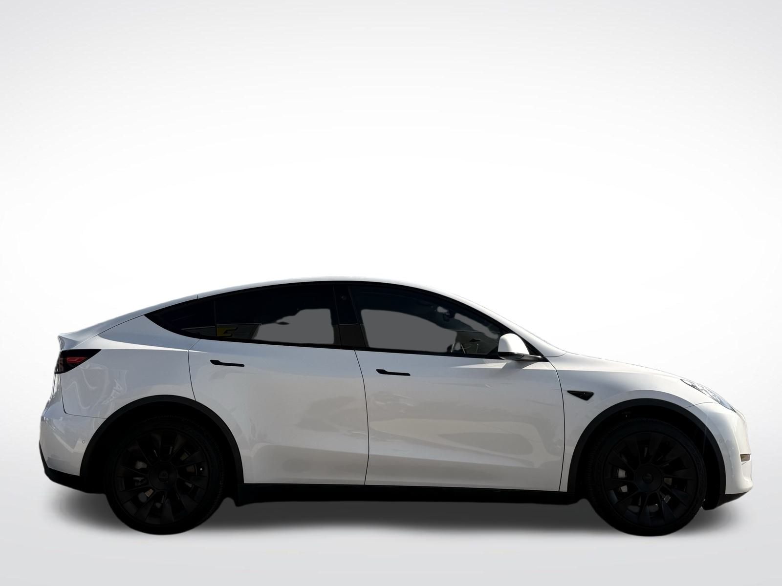 2022 Tesla Model Y Long Range photo 4