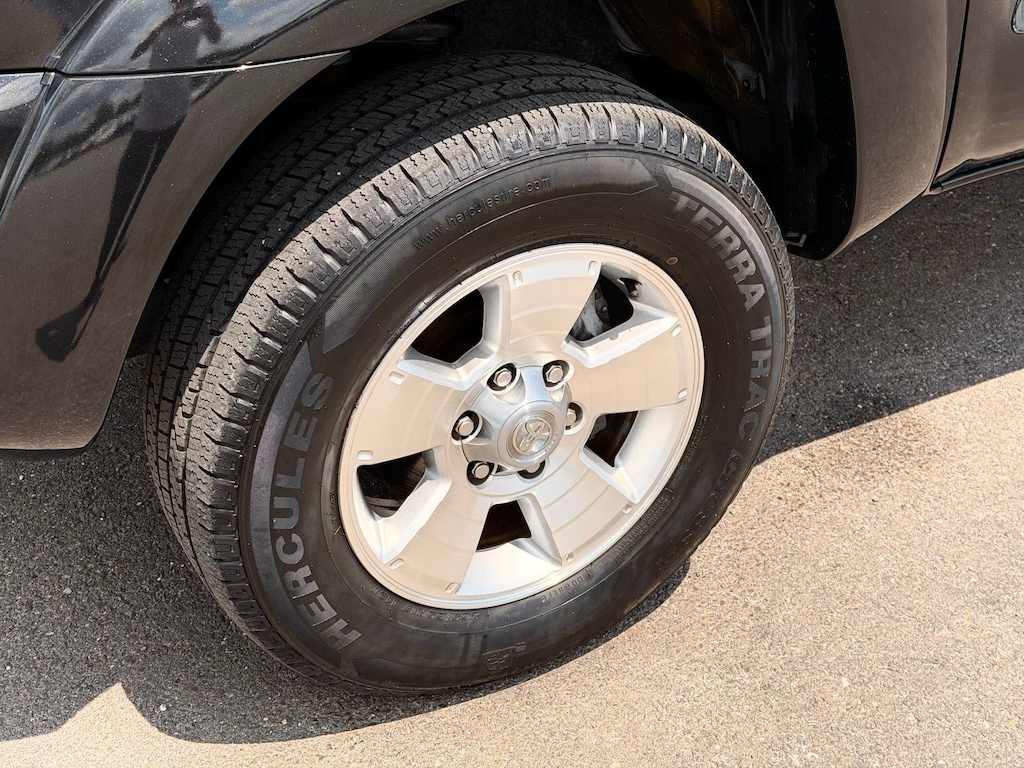 Used 2005 Toyota Tacoma Prerunner Truck