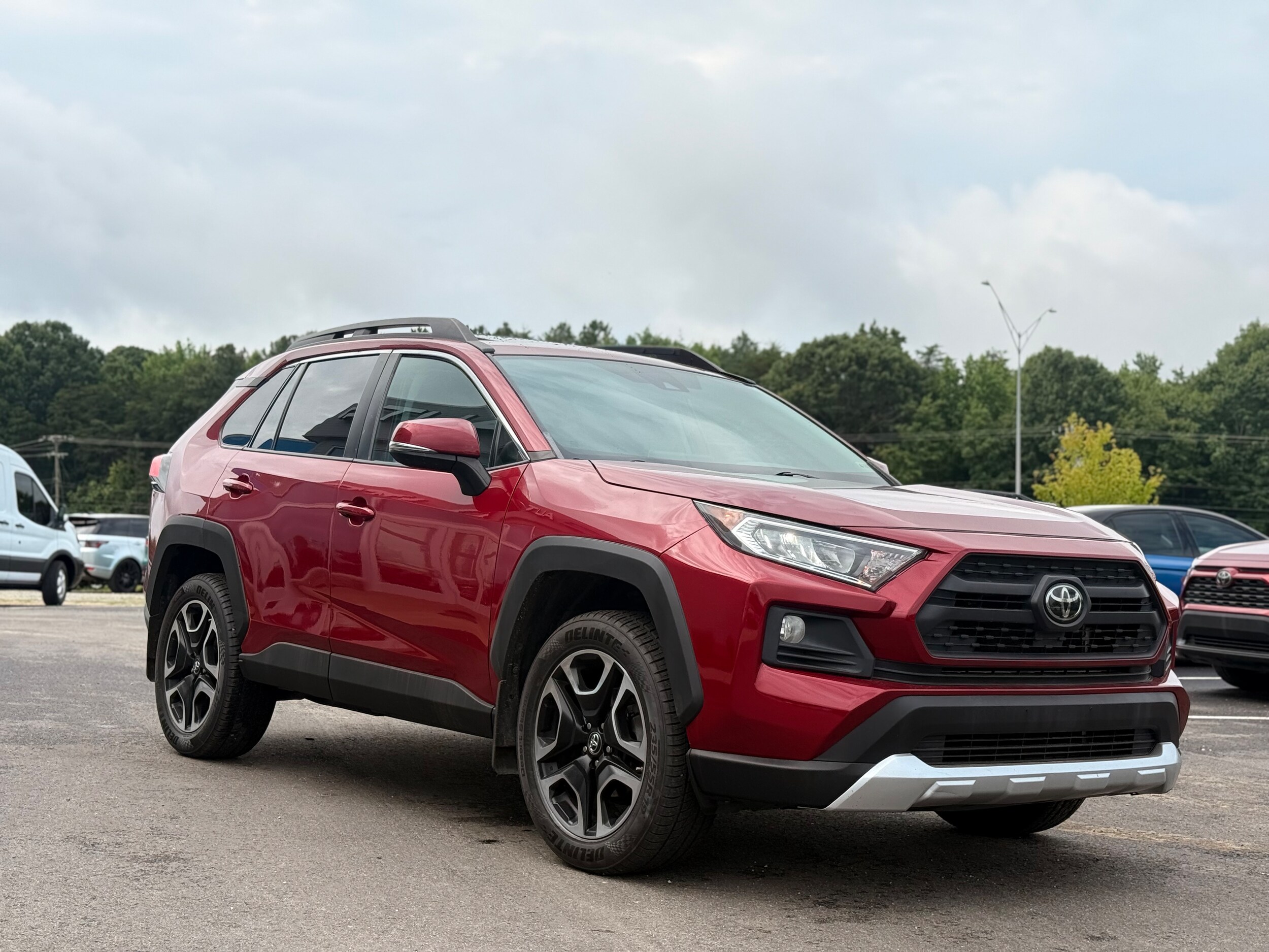 2019 Toyota RAV4 Adventure photo 3