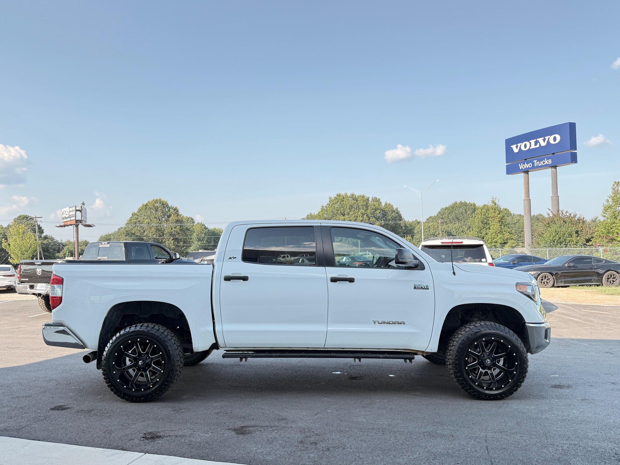2019 Toyota Tundra SR5 Grade photo 4