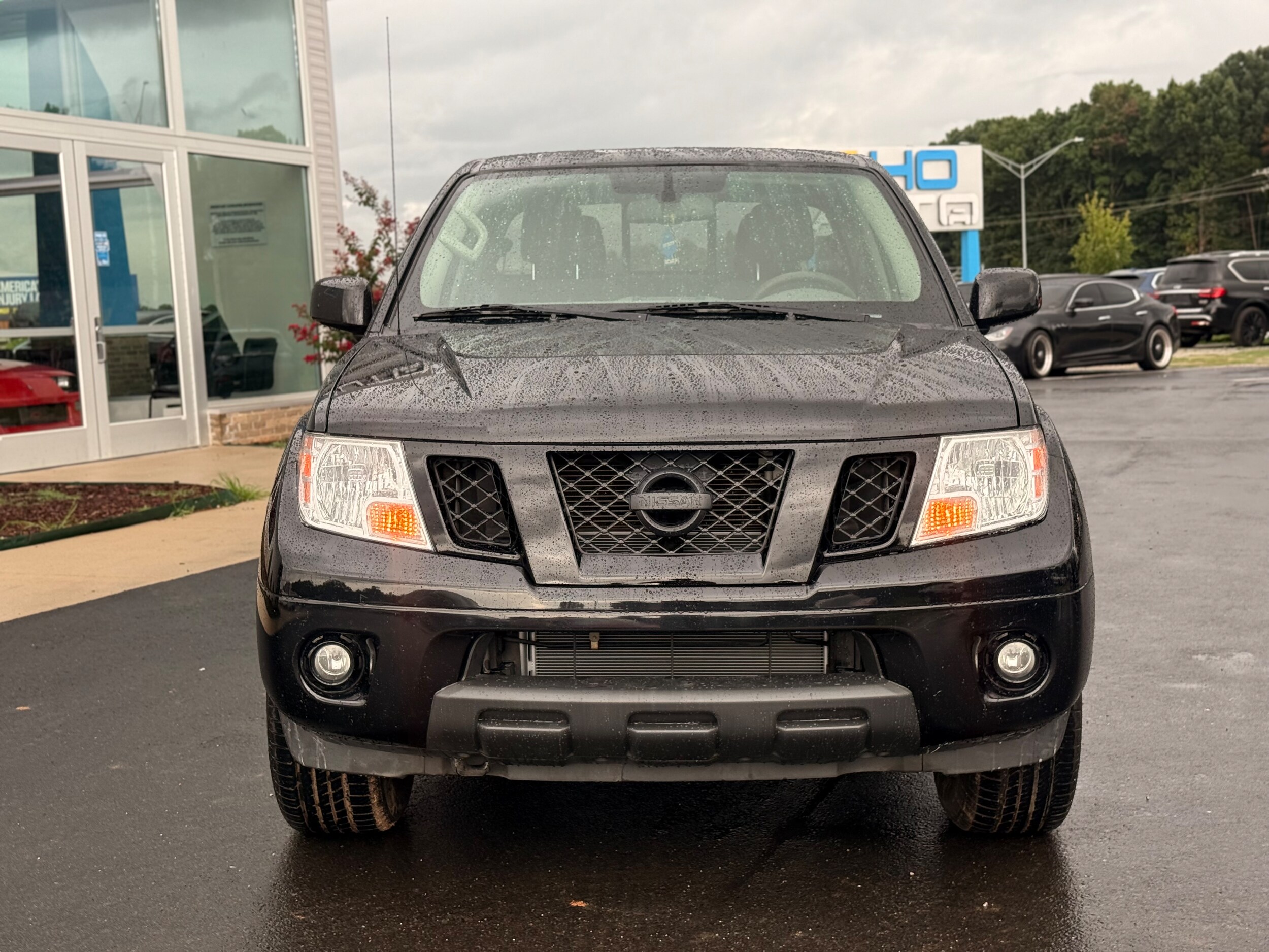 2020 Nissan Frontier SV photo 2