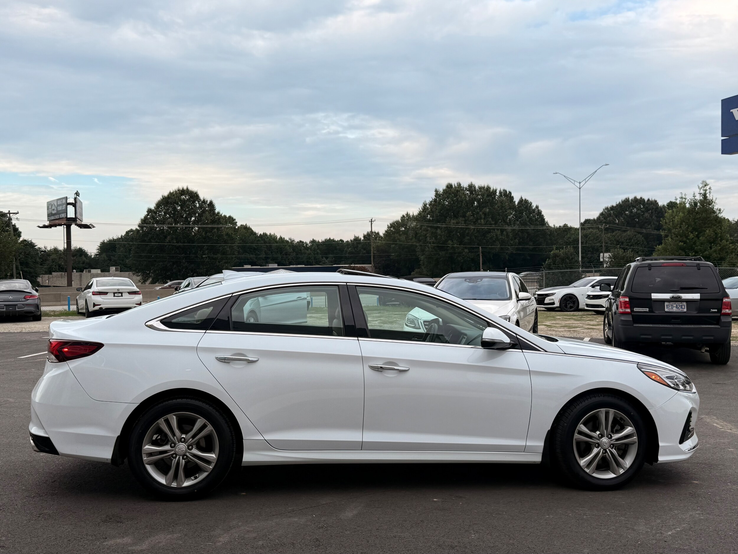 2018 Hyundai Sonata Limited photo 2
