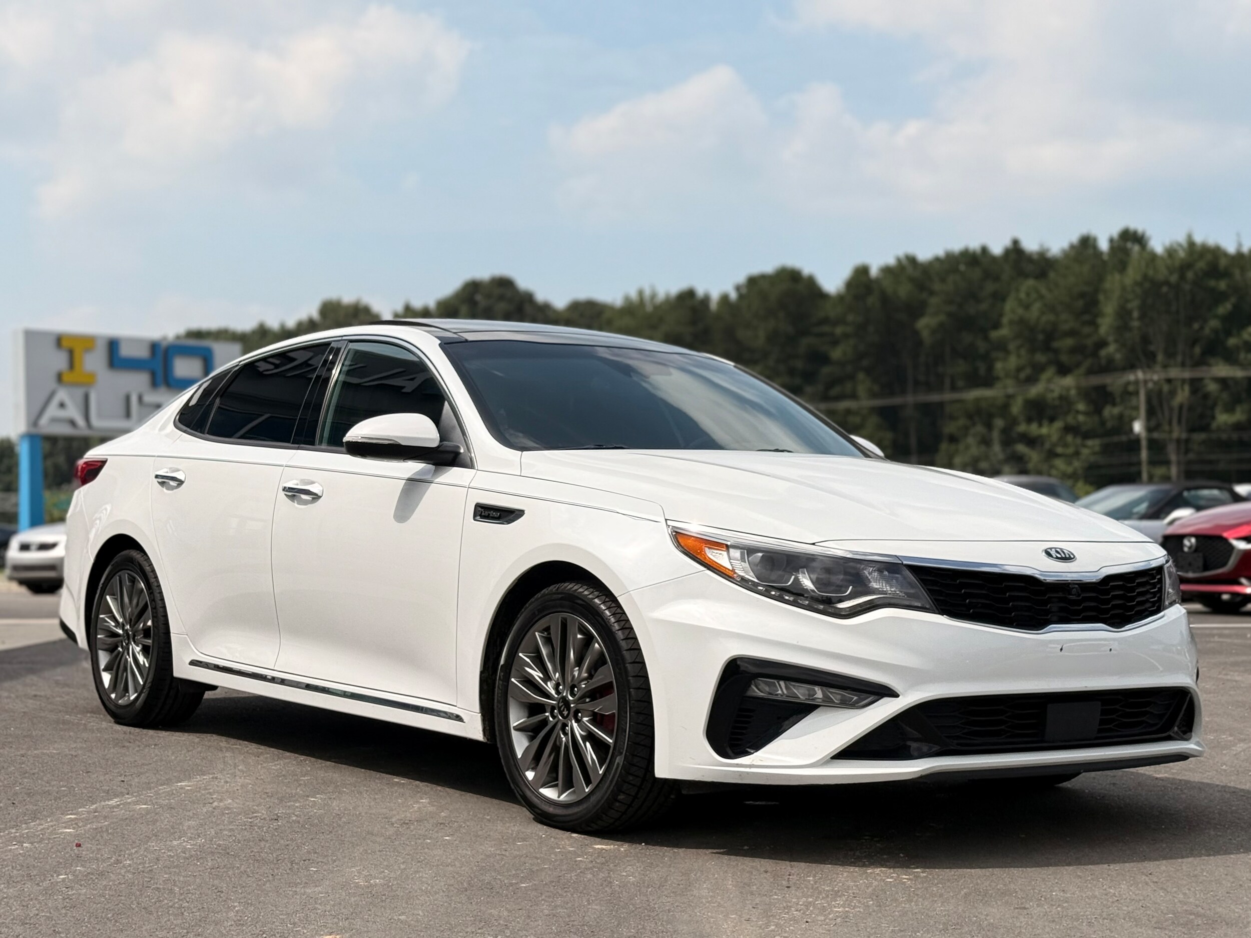 2019 Kia Optima SX Turbo photo 3