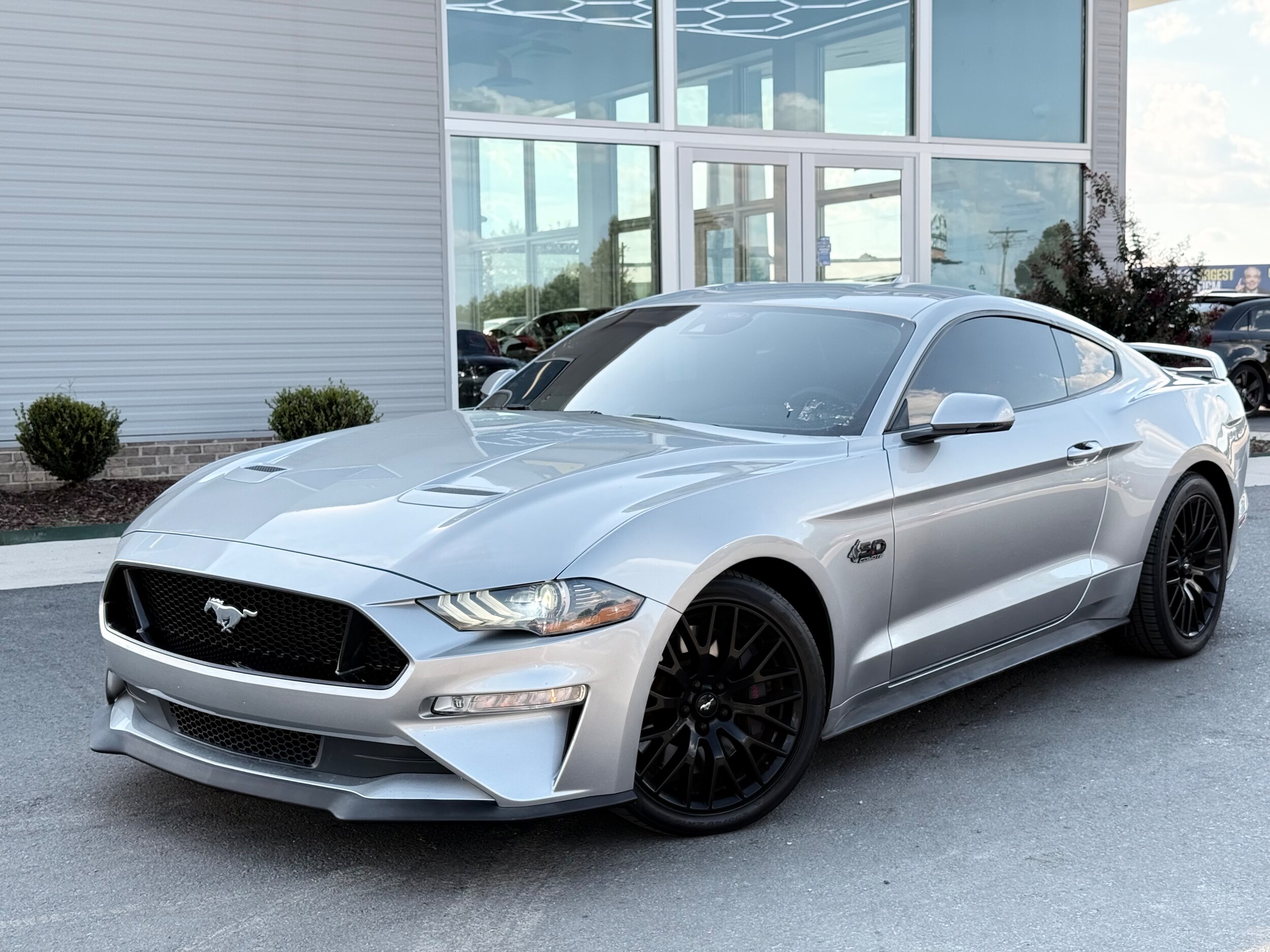 2021 Ford Mustang GT Premium photo 2