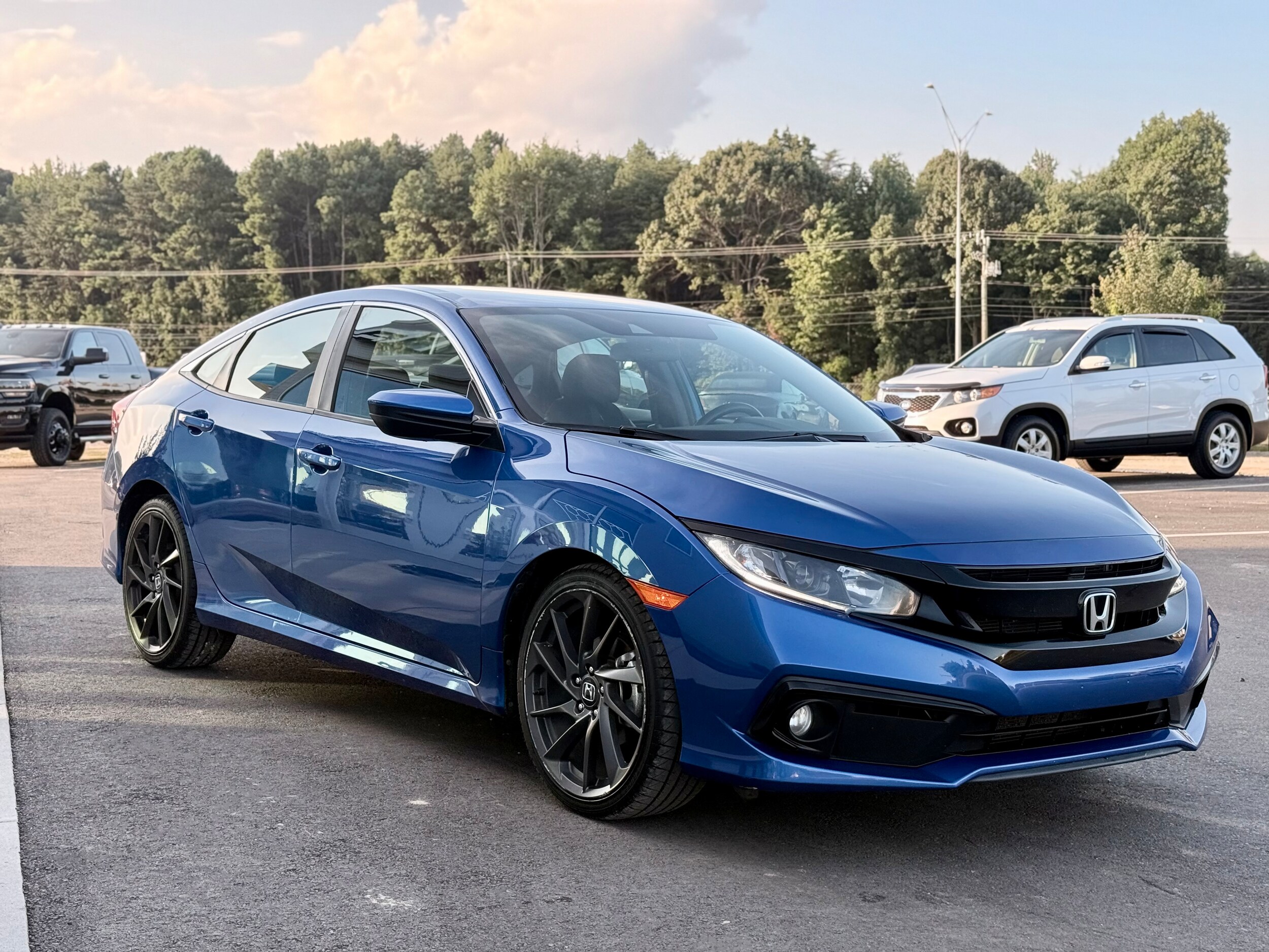 2020 Honda Civic Sport photo 3
