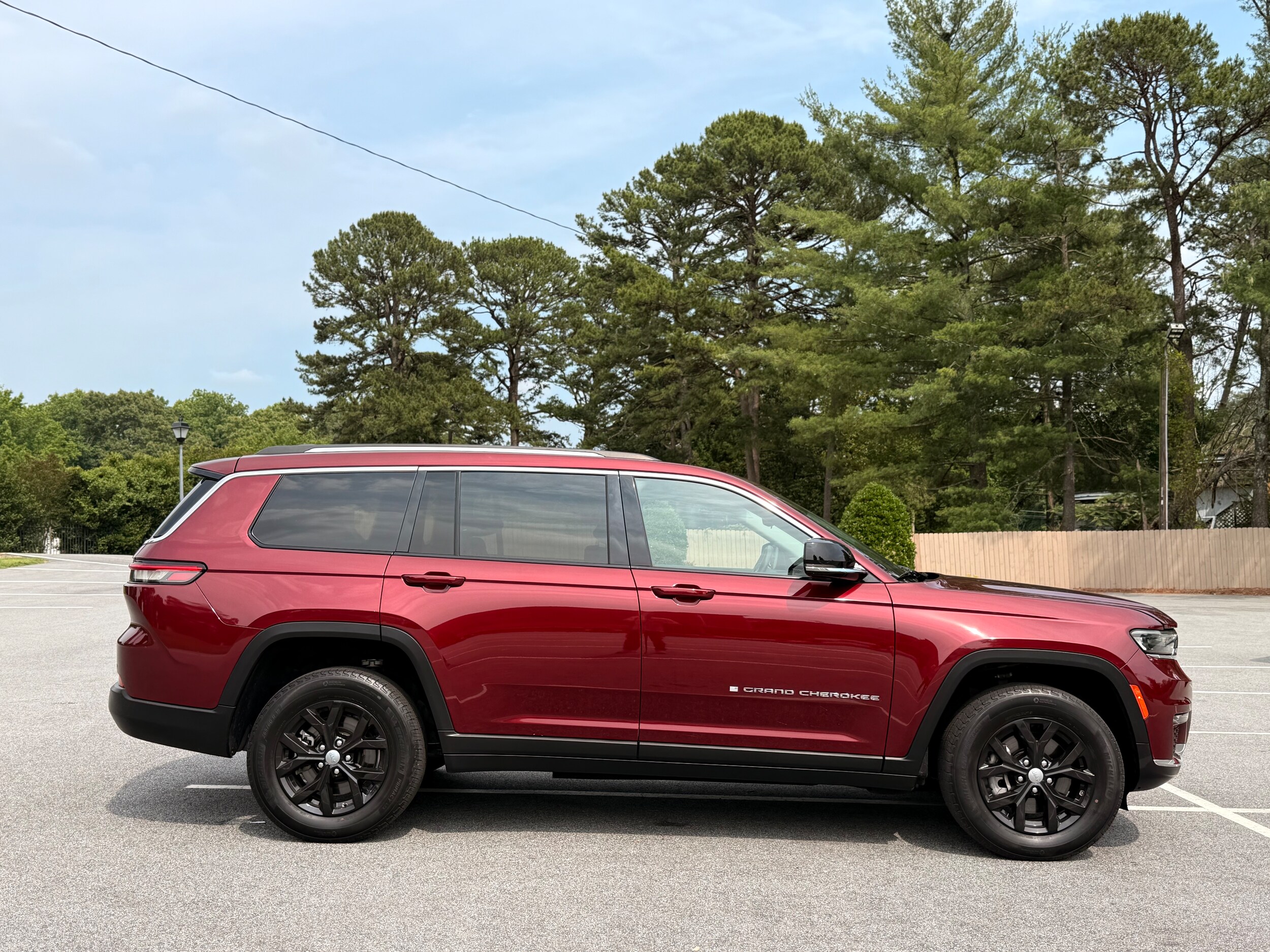 2021 Jeep Grand Cherokee L photo 4