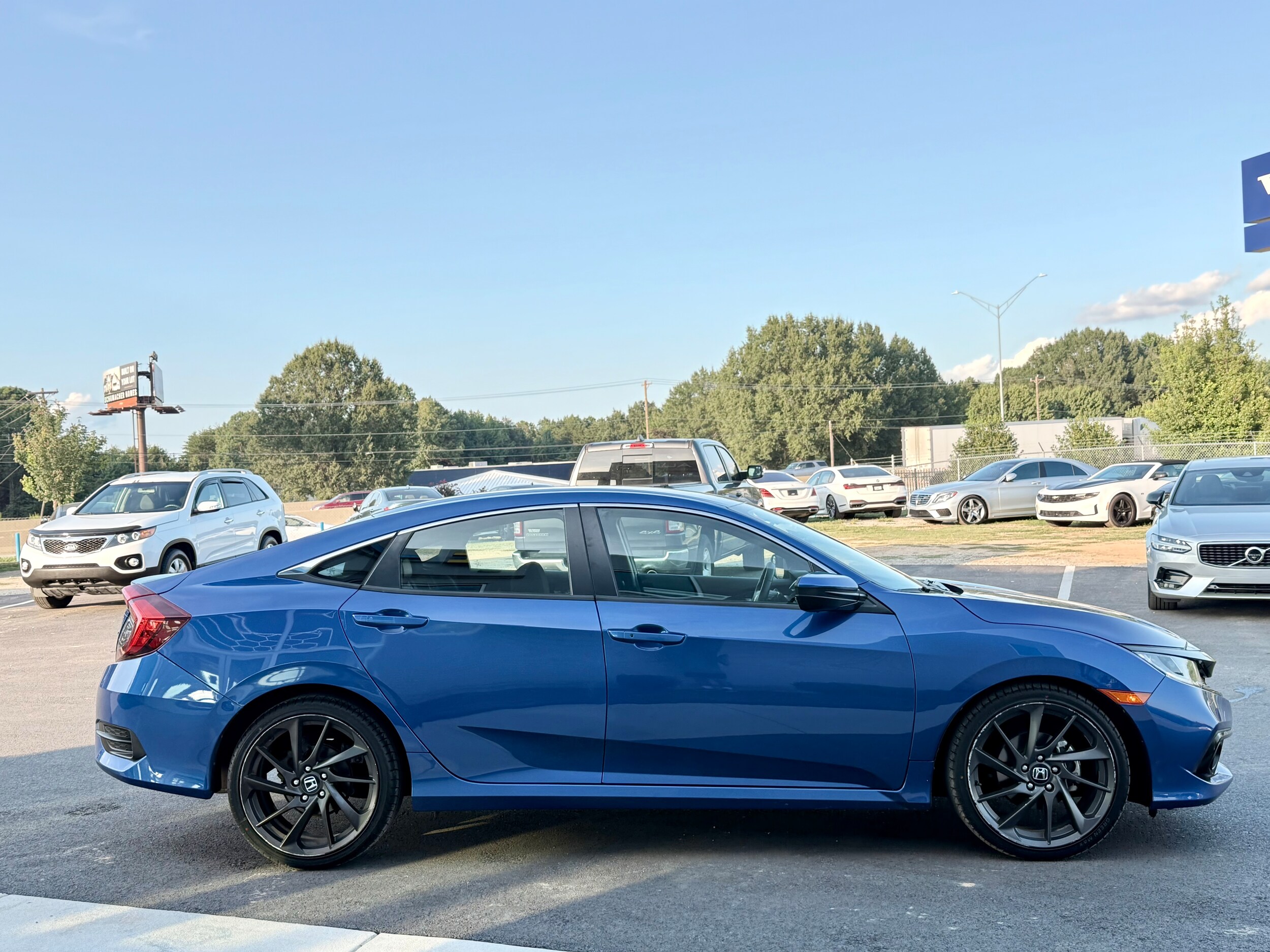 2020 Honda Civic Sport photo 4