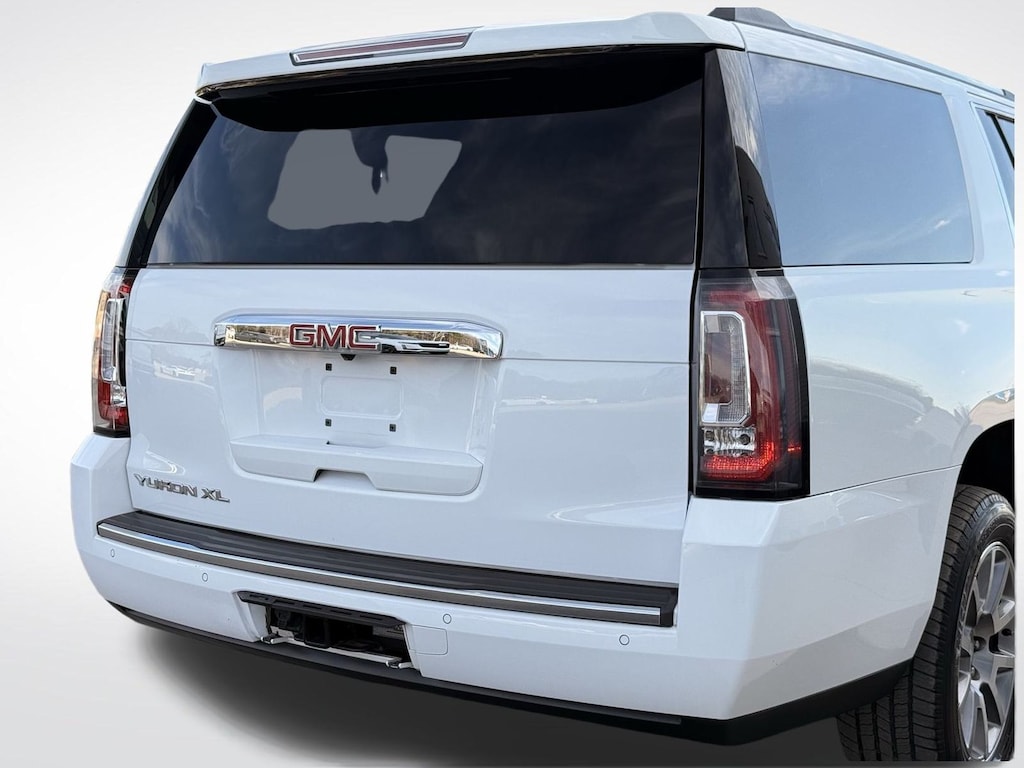 Used 2016 GMC Yukon XL Denali SUV