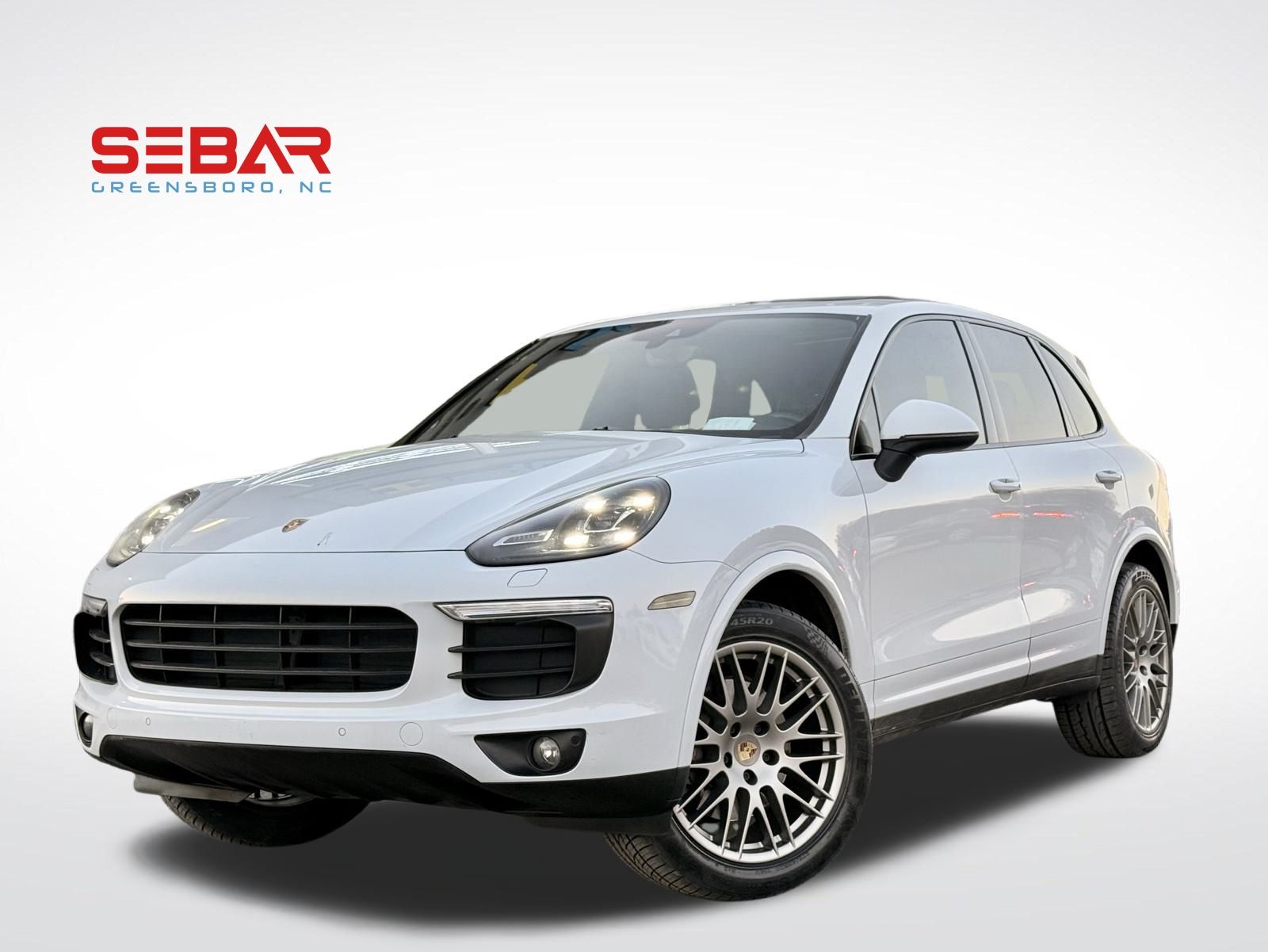 2018 Porsche Cayenne Platinum Edition's photo