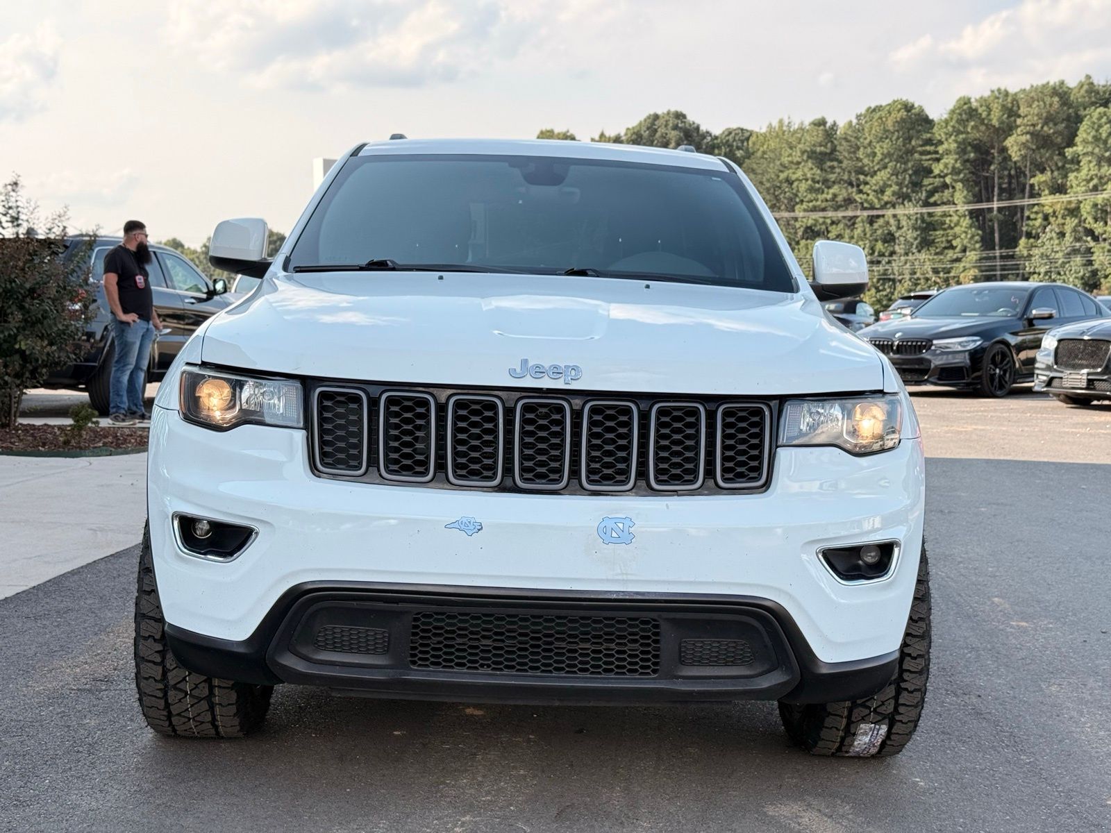 2018 Jeep Grand Cherokee Laredo photo 2