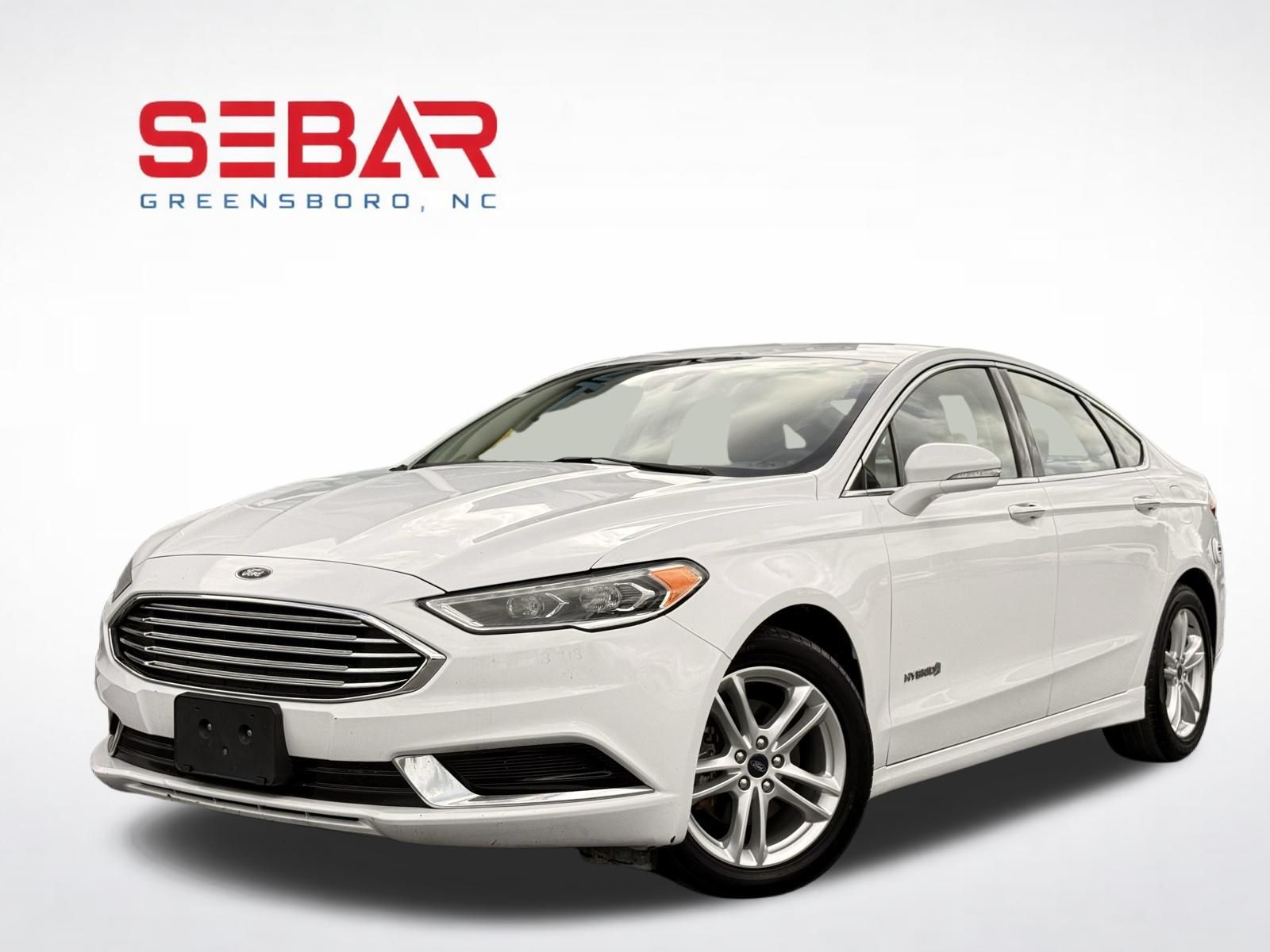 2018 Ford Fusion SE's photo