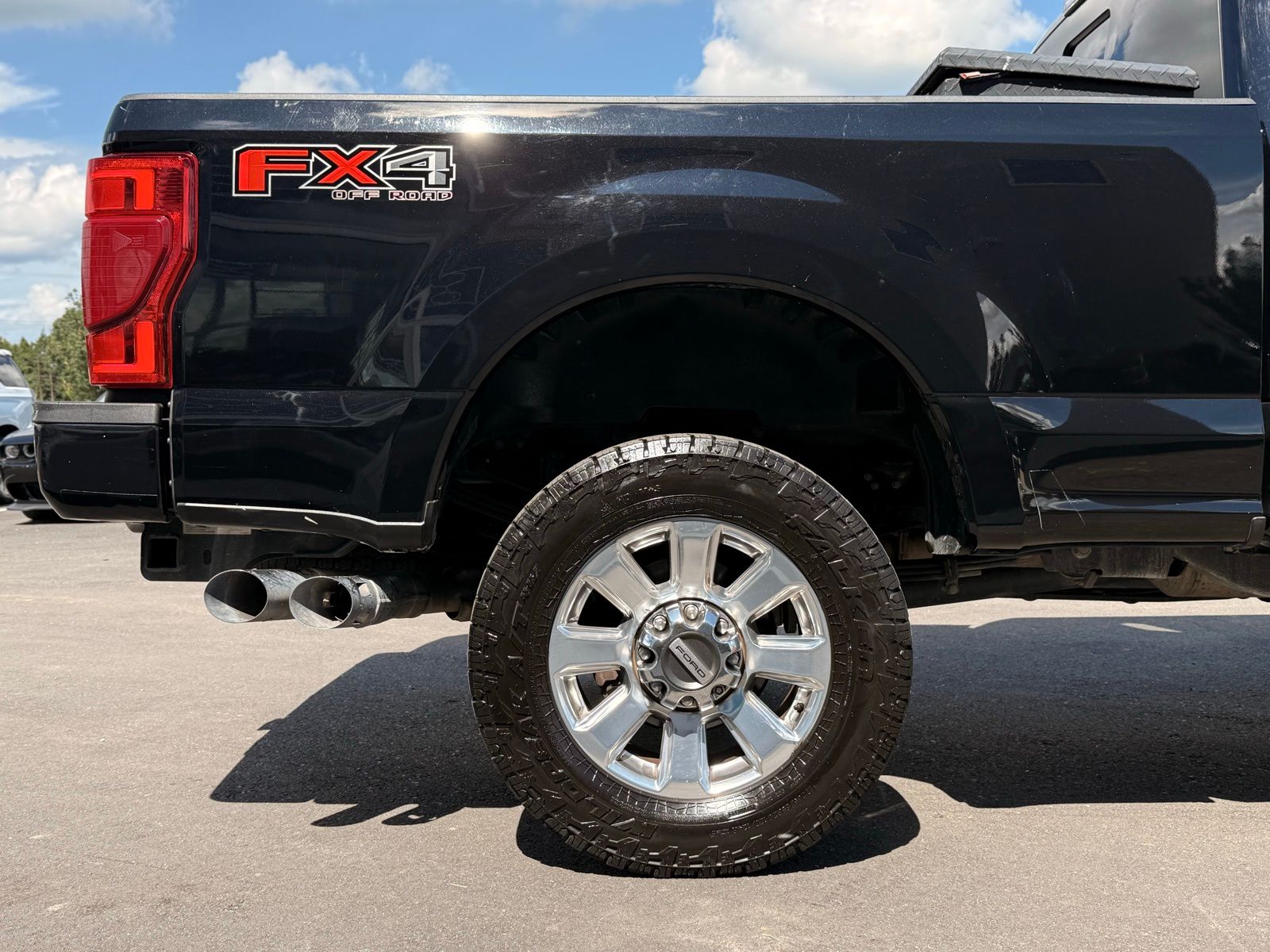 2022 Ford F-350 photo 4