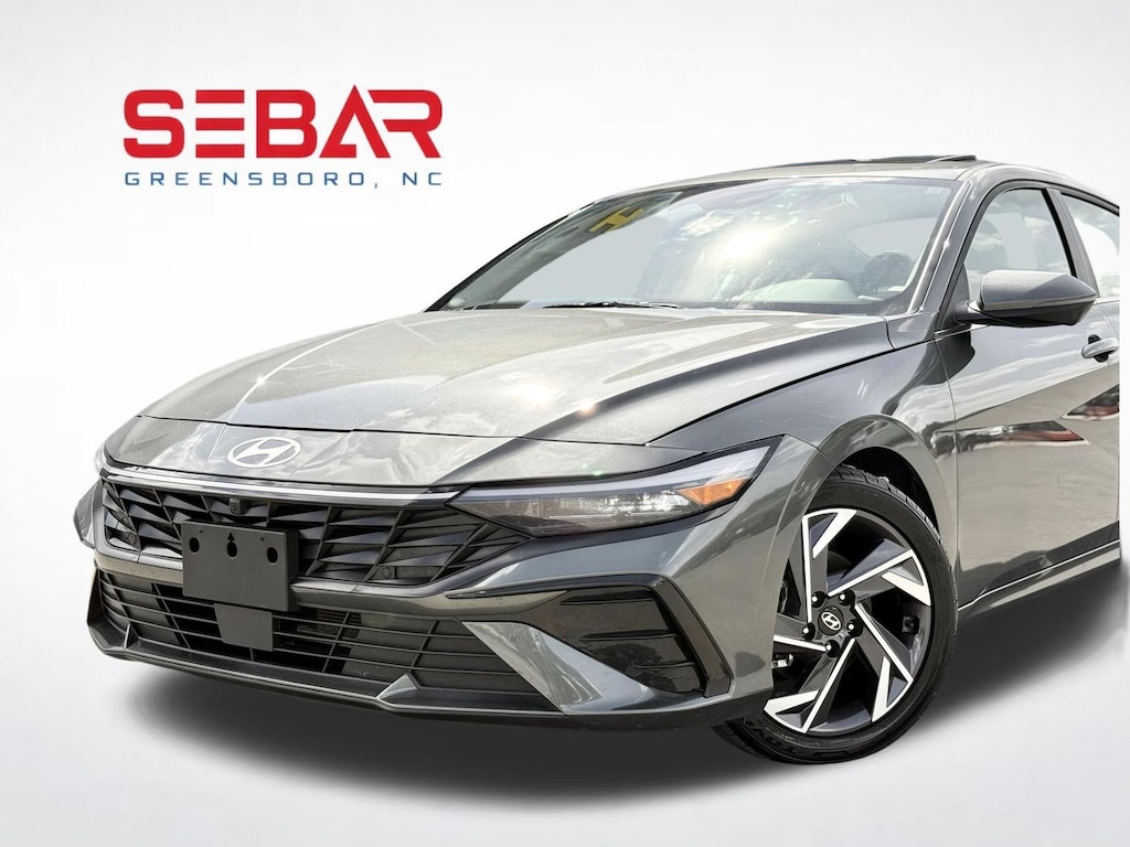 Used 2024 Hyundai Elantra Limited Sedan