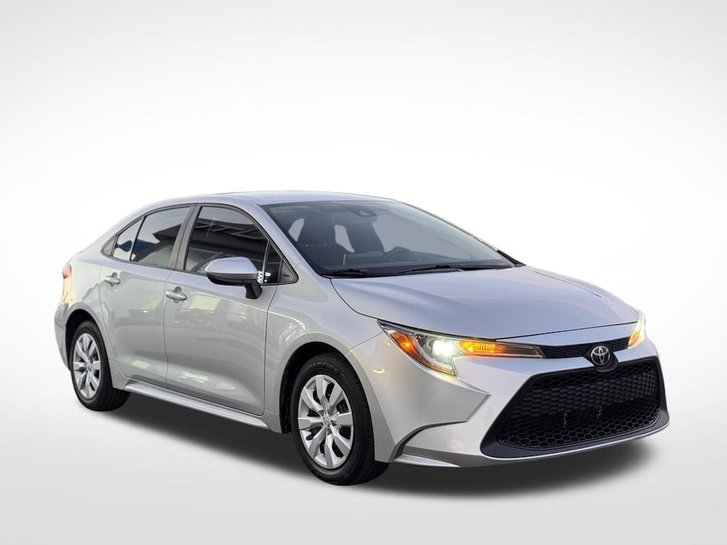 Used 2022 Toyota Corolla LE Sedan
