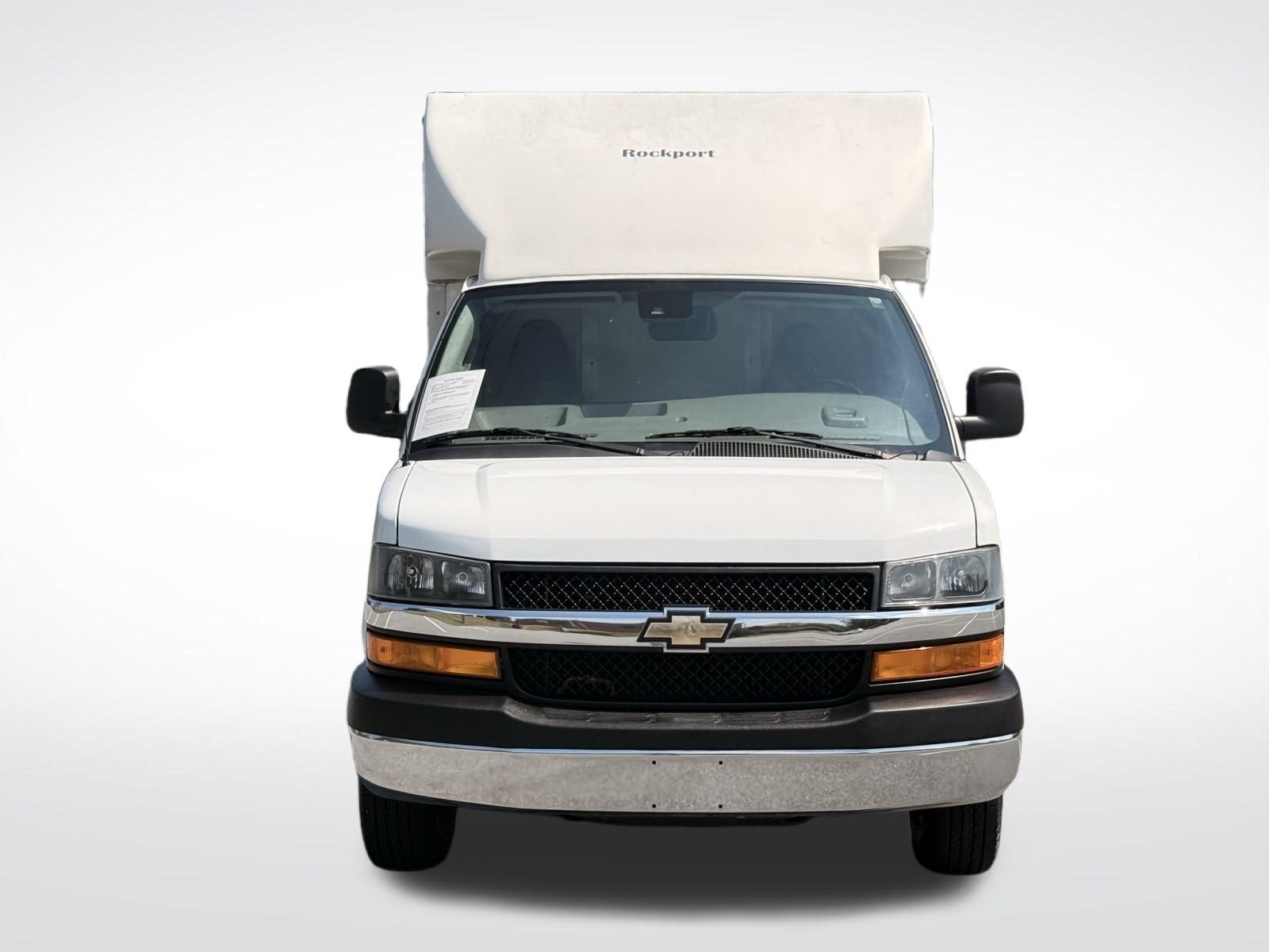 2021 Chevrolet Express 3500 Work Van photo 2