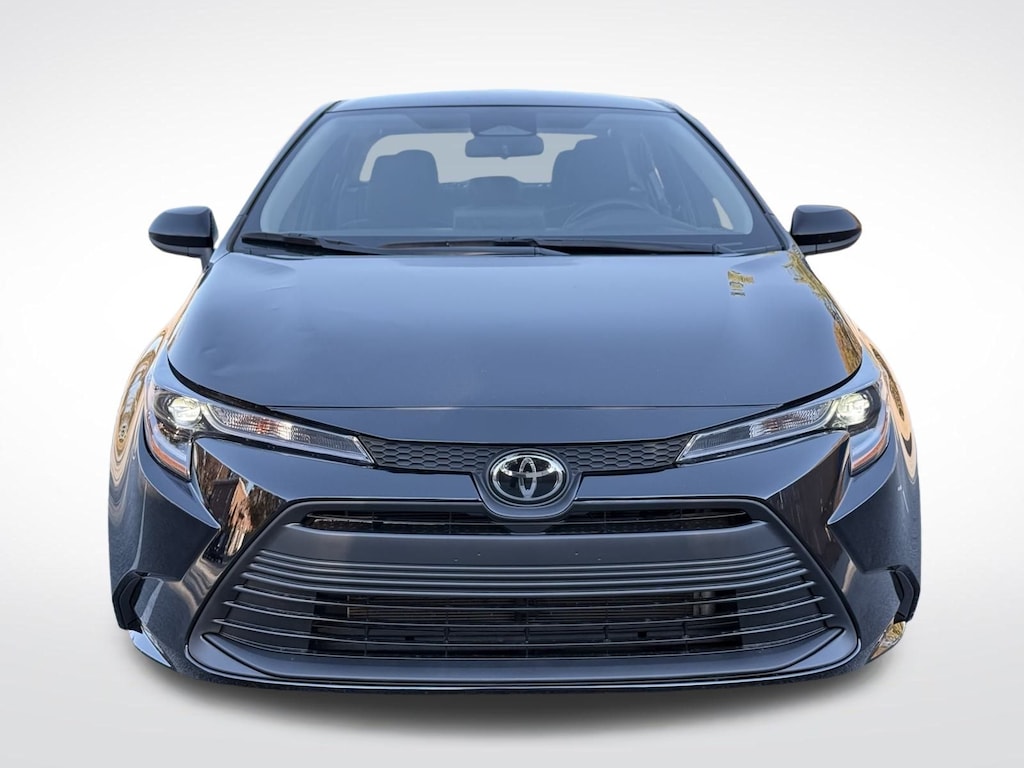 Used 2025 Toyota Corolla LE Sedan