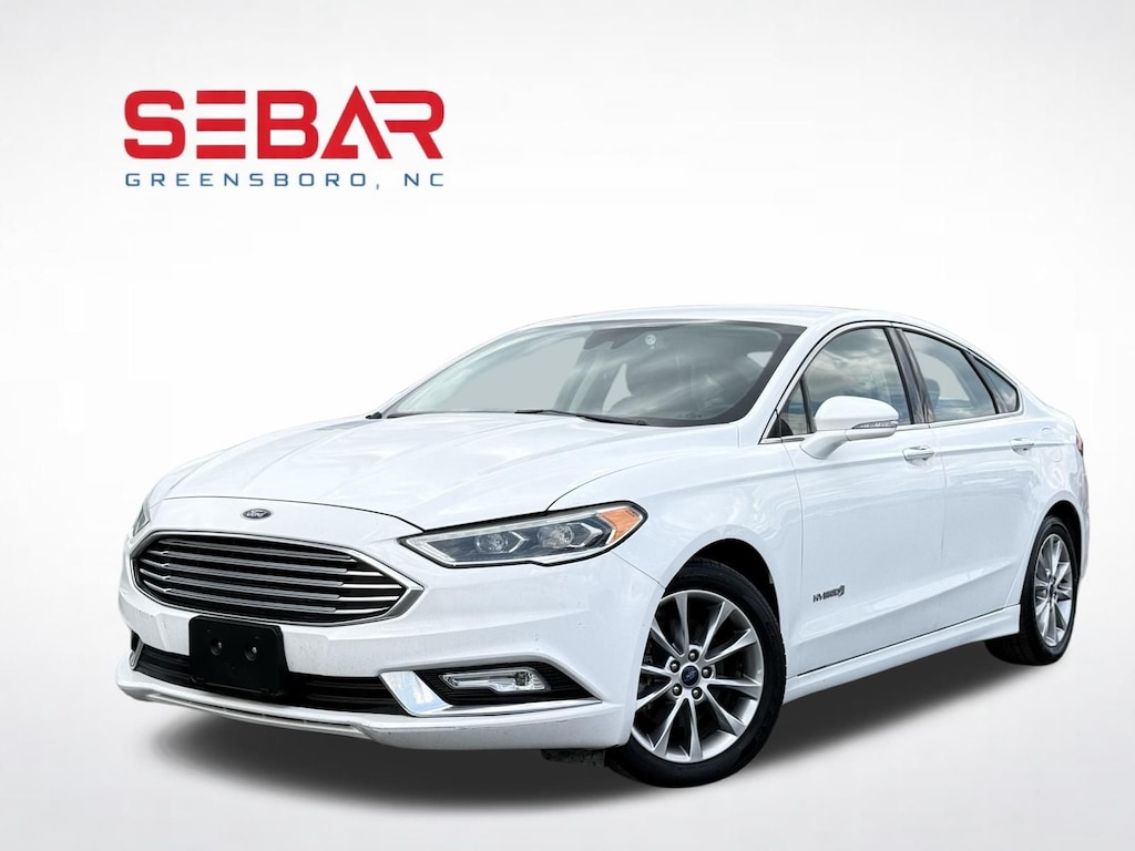 Used 2017 Ford Fusion Hybrid SE Sedan