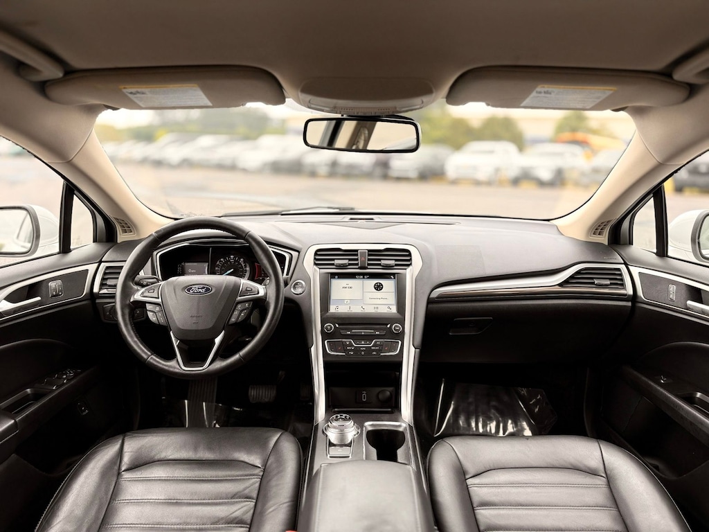 Used 2018 Ford Fusion Hybrid SE Sedan