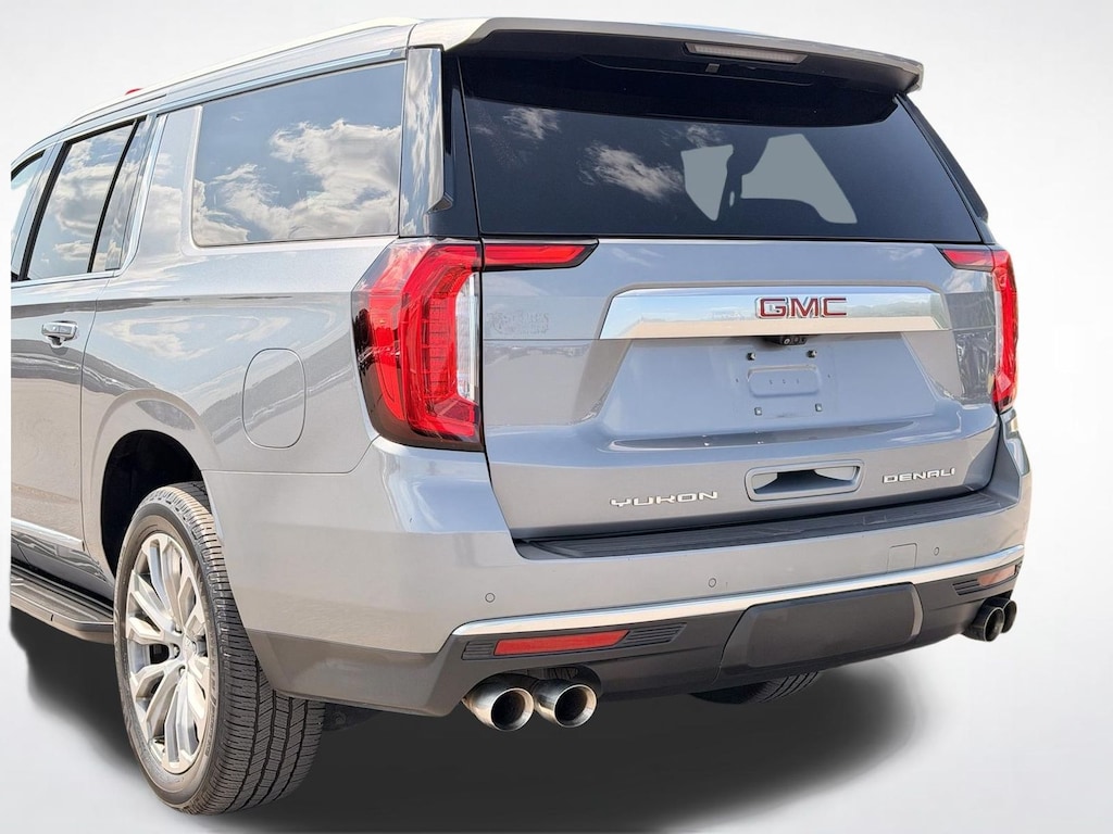 Used 2021 GMC Yukon XL Denali SUV