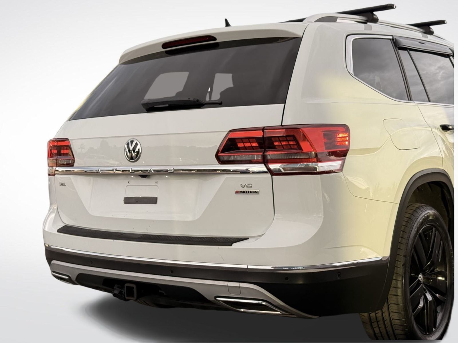 2018 Volkswagen Atlas V6 SEL Premium photo 2