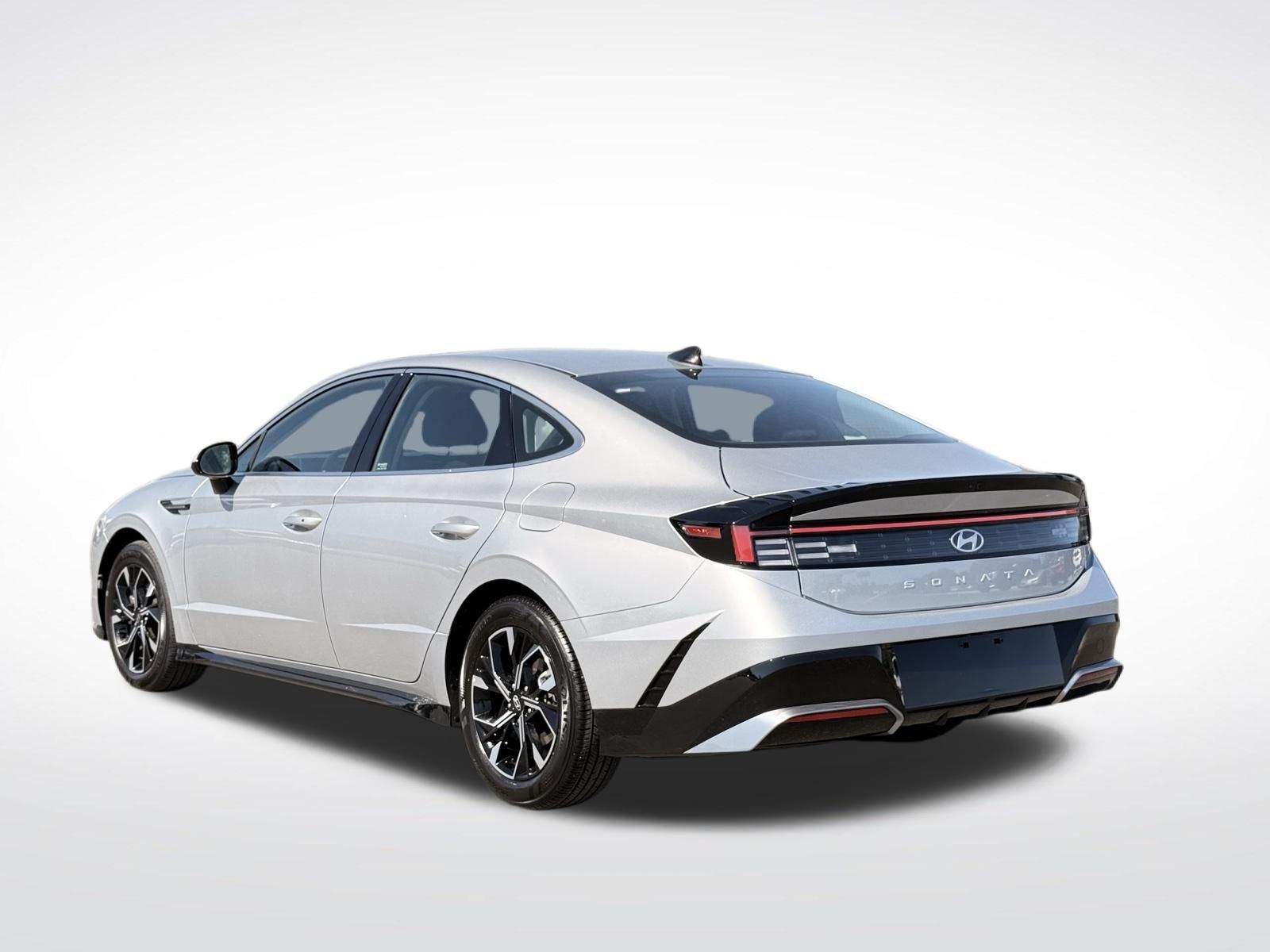 2025 Hyundai Sonata SEL photo 3