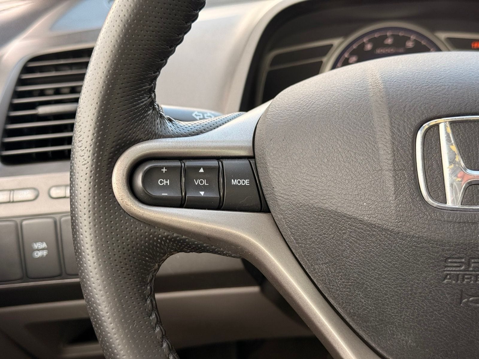 2010 Honda Civic EX-L - Photo 24