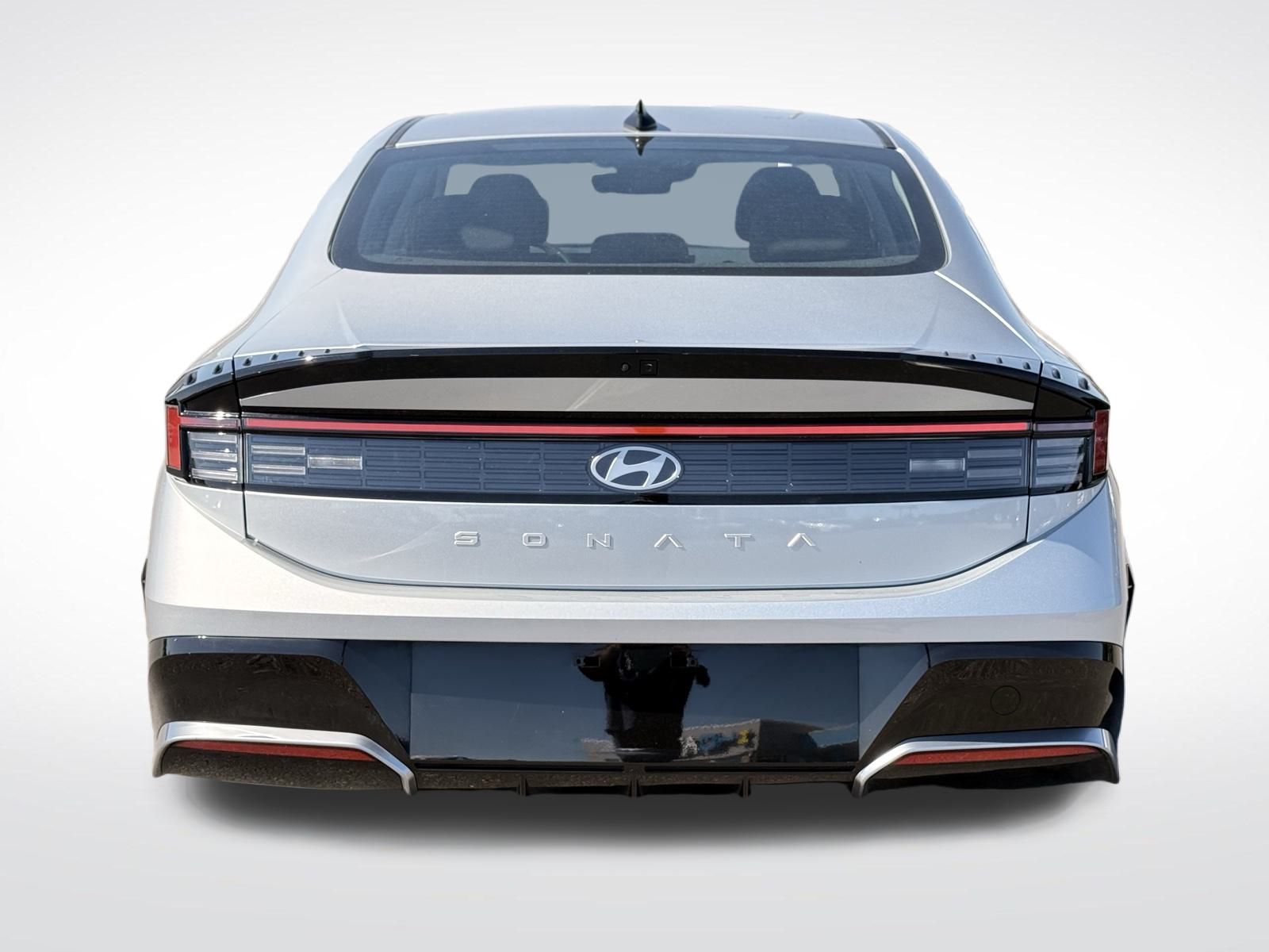 2025 Hyundai Sonata SEL photo 2
