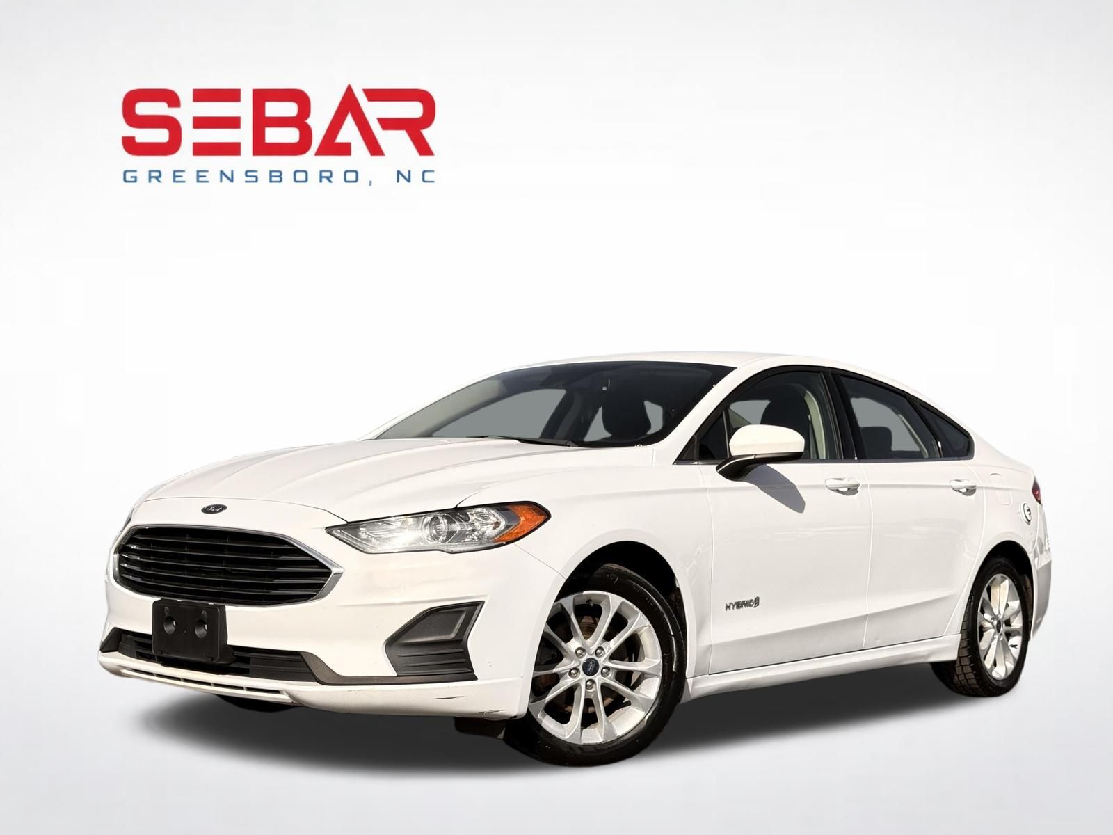 2019 Ford Fusion SE's photo