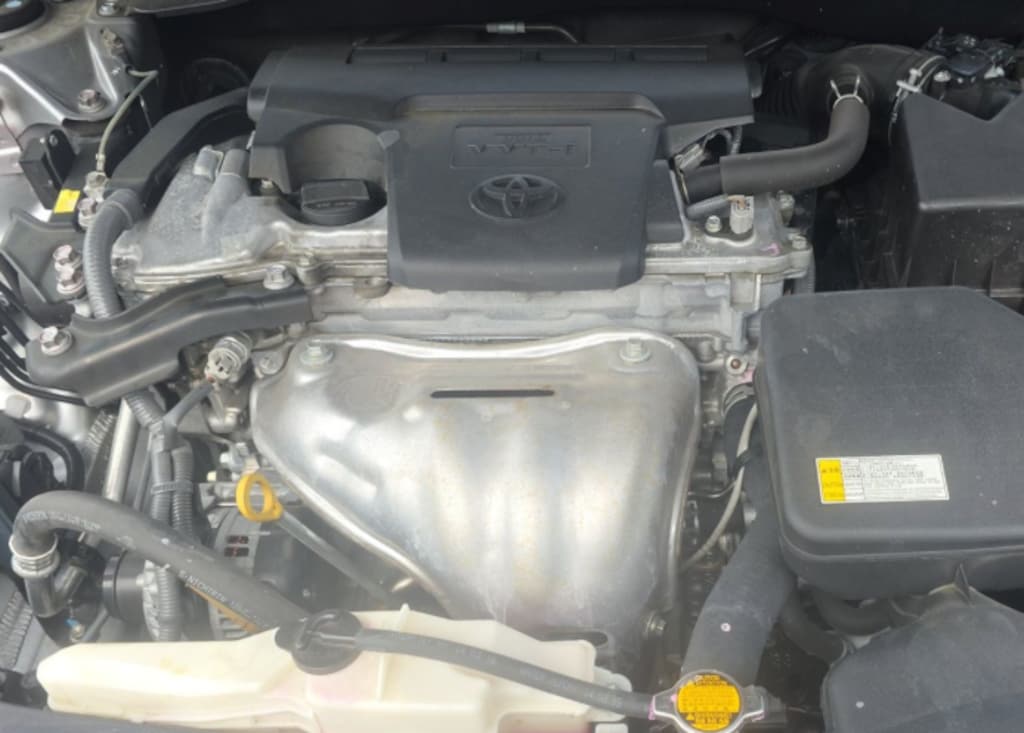 Used 2016 Toyota Camry SE Sedan