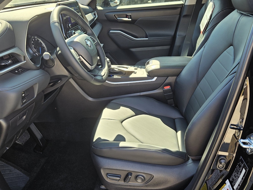 New 2026 Toyota Highlander Hybrid XLE XLE AWD