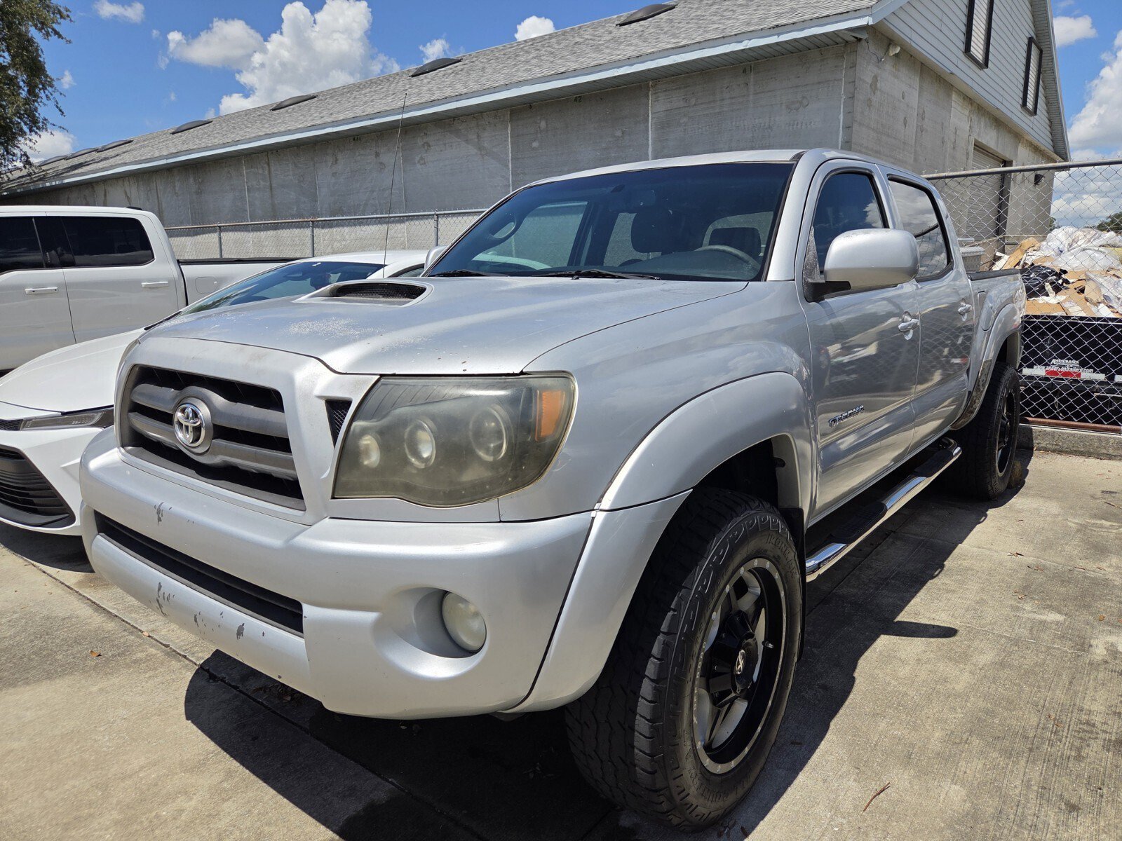 2010 Toyota Tacoma PreRunner V6 Truck Double Cab