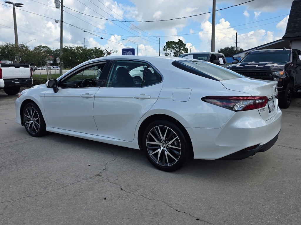 Certified 2022 Toyota Camry Hybrid XLE Sedan