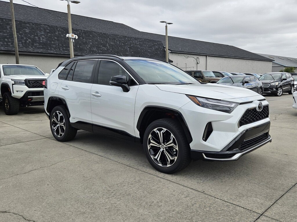 New 2025 Toyota RAV4 Plug-in Hybrid XSE PLUG-IN HYBRID