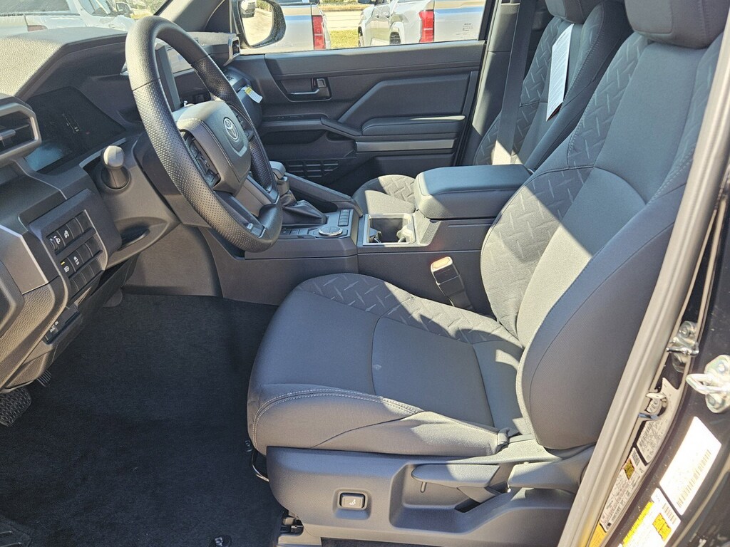 New 2025 Toyota Tacoma SR5 4X2 DOUBLE CAB