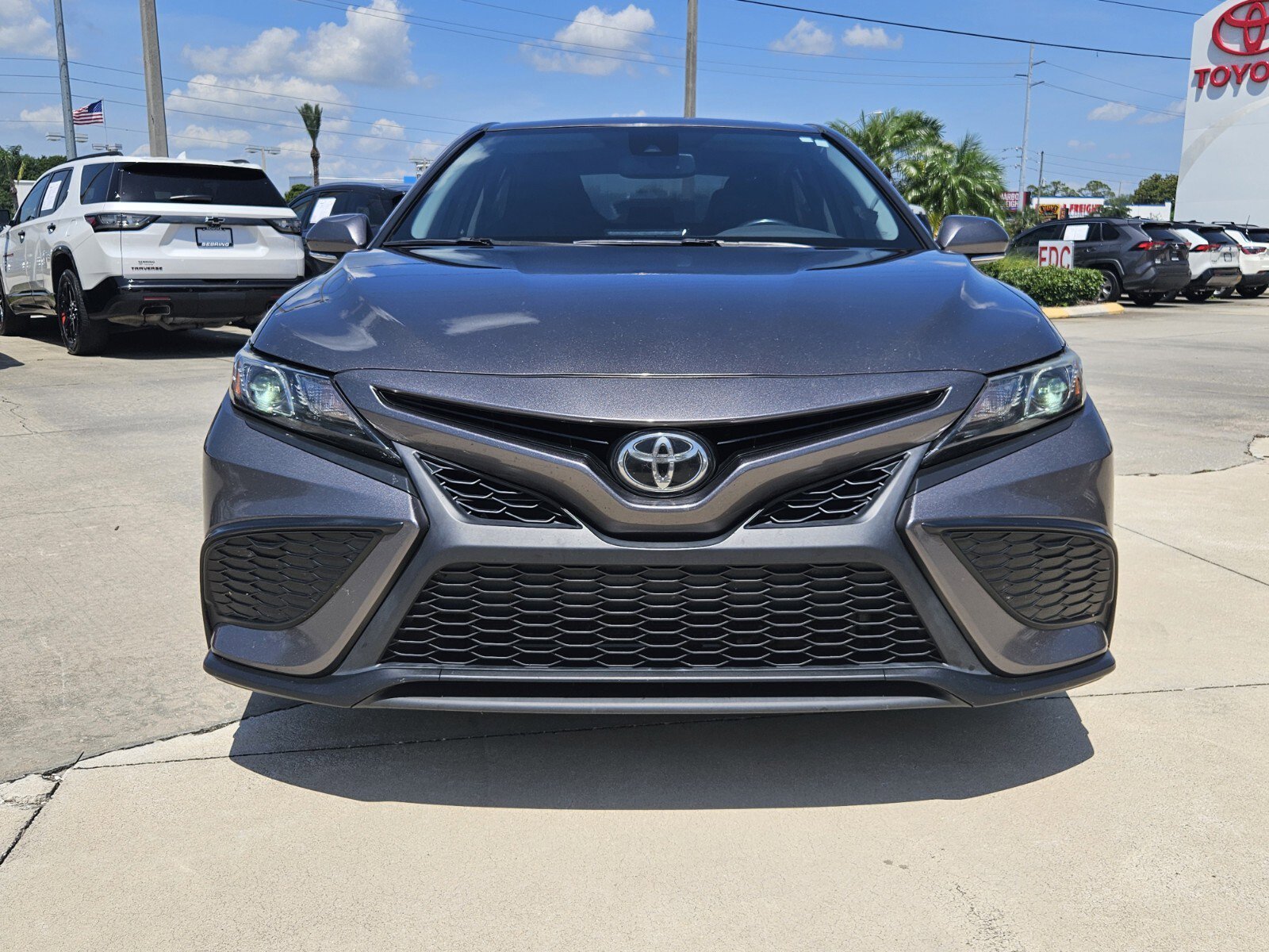 Used 2021 Toyota Camry SE with VIN 4T1T11AKXMU405955 for sale in Sebring, FL