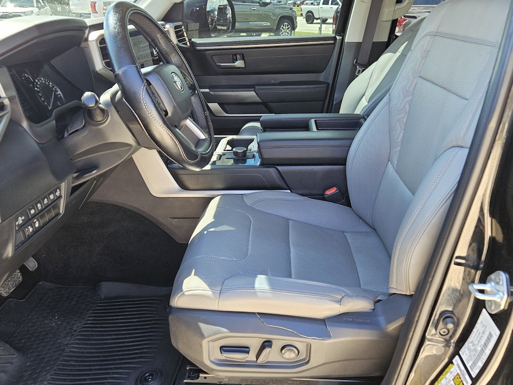 2024 Toyota Tundra SR5 photo 4