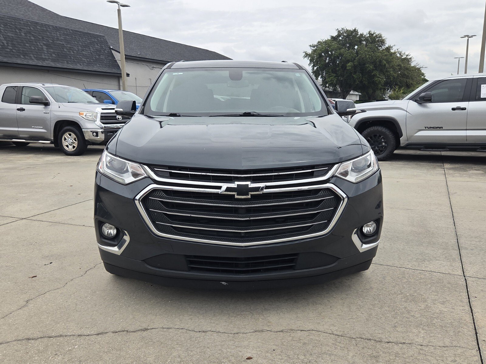 Used 2019 Chevrolet Traverse 3LT with VIN 1GNERHKW2KJ157559 for sale in Sebring, FL