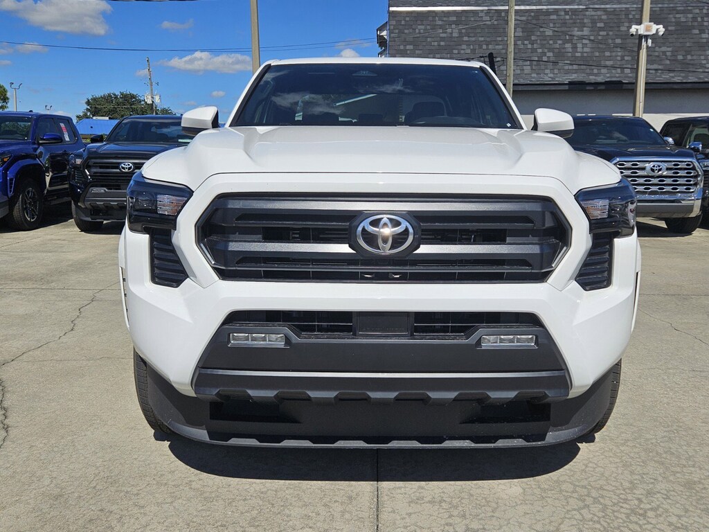 New 2025 Toyota Tacoma SR5 4X2 DOUBLE CAB