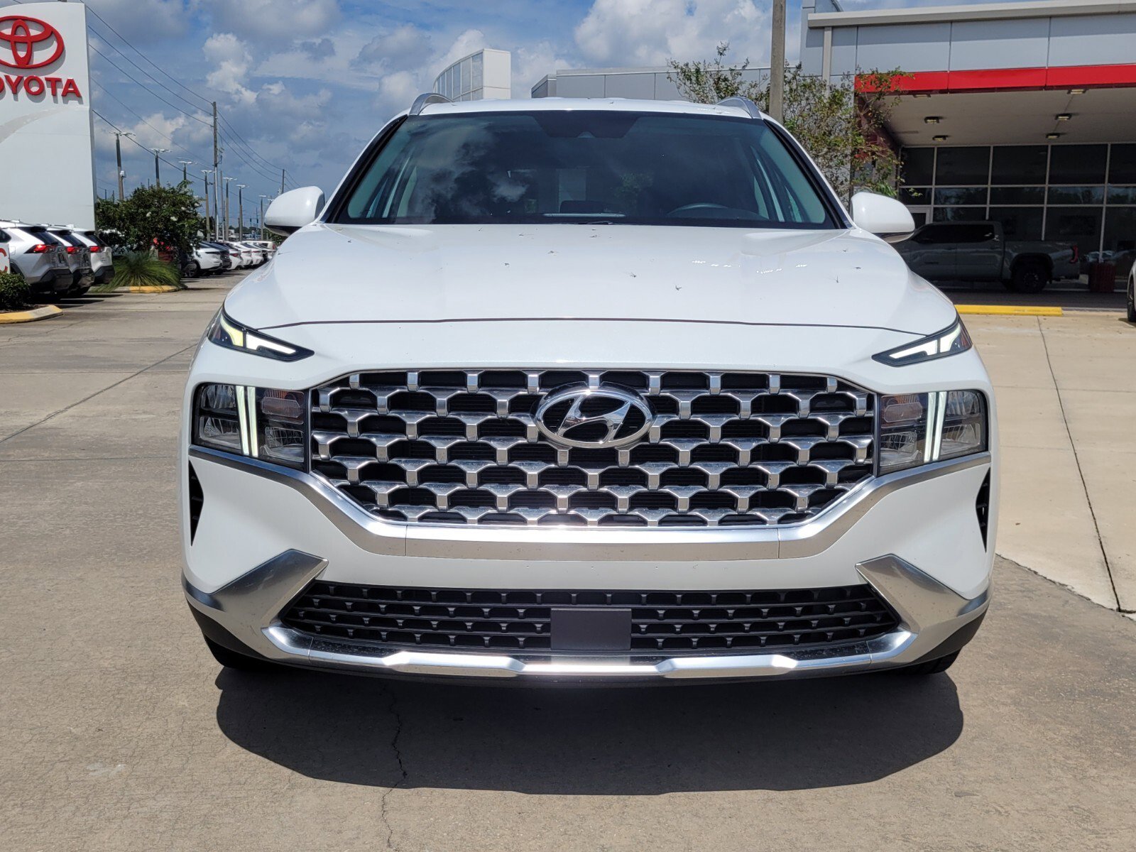 Used 2022 Hyundai Santa Fe SEL with VIN 5NMS24AJ9NH455762 for sale in Sebring, FL