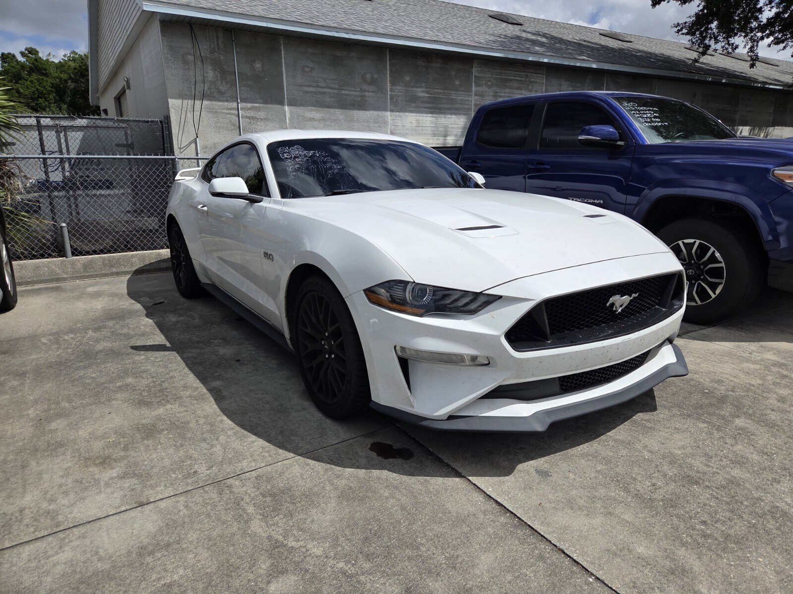 2020 Ford Mustang Coupe 