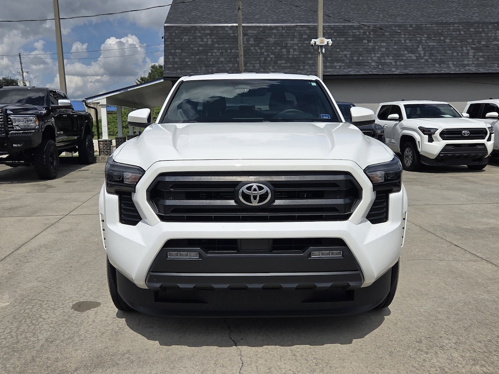 Used 2025 Toyota Tacoma SR5 Truck Double Cab