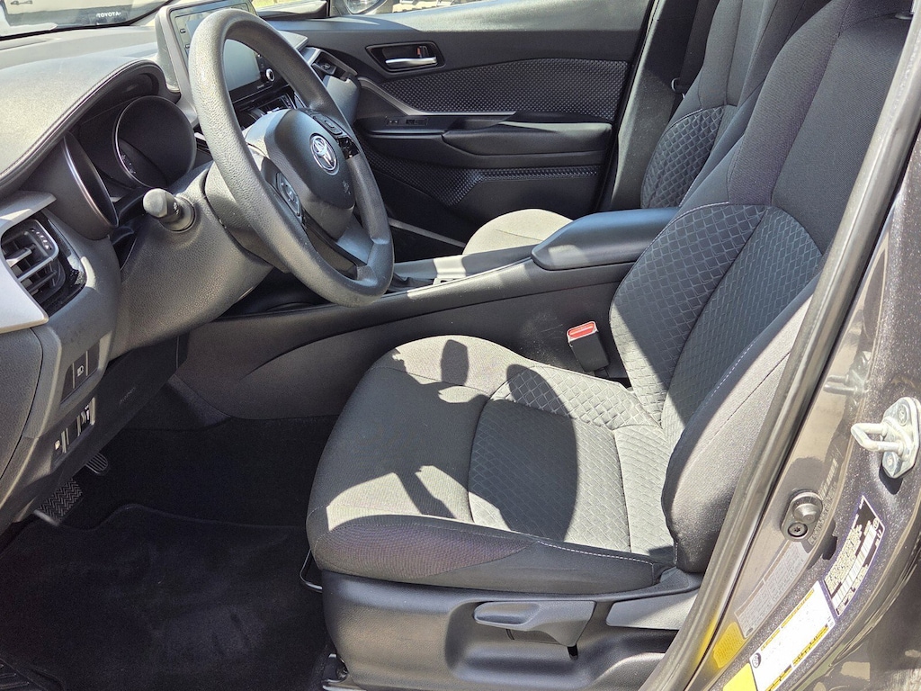 Used 2020 Toyota C-HR LE SUV