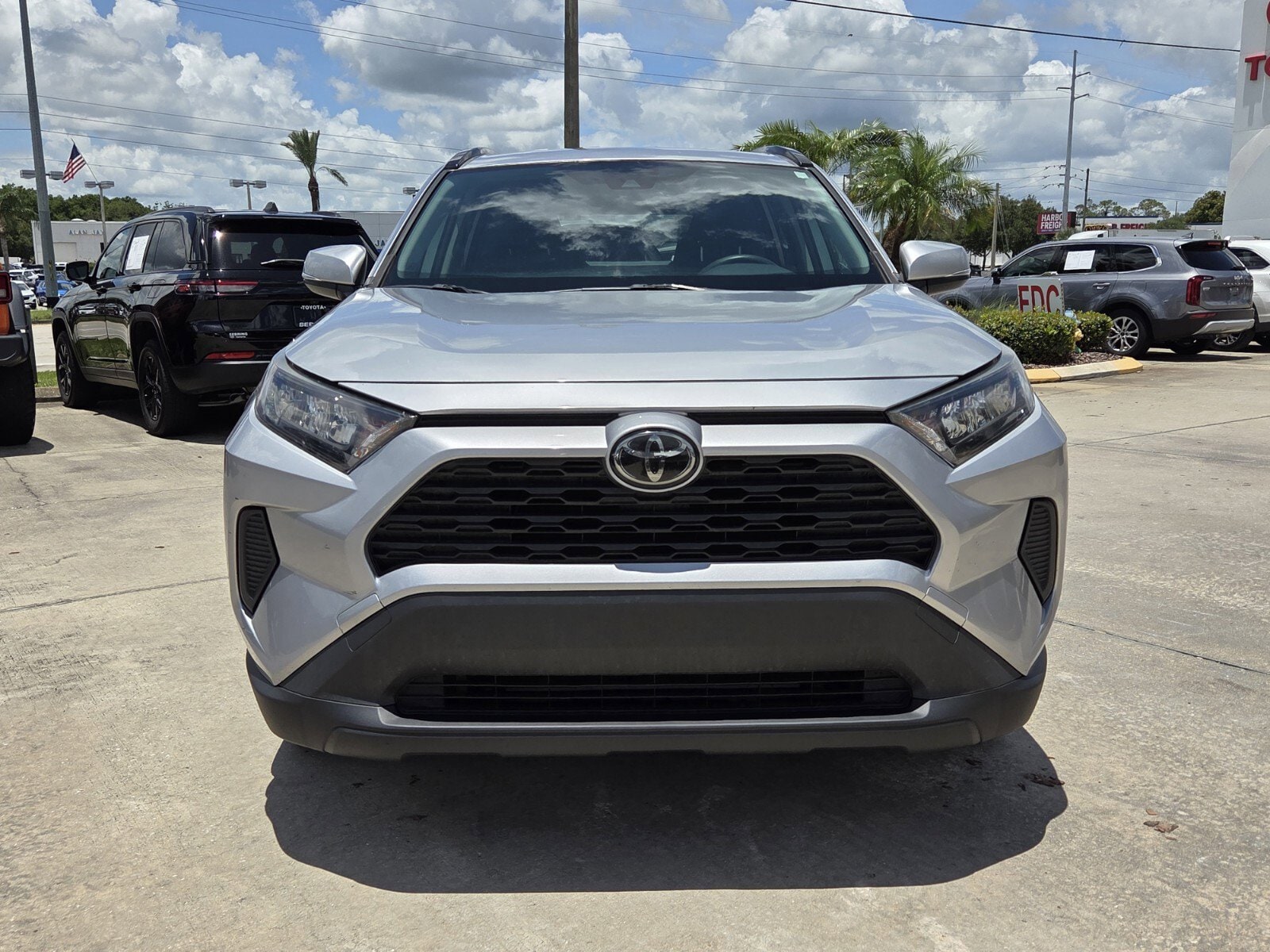 Used 2019 Toyota RAV4 LE with VIN JTMG1RFV9KJ005617 for sale in Sebring, FL